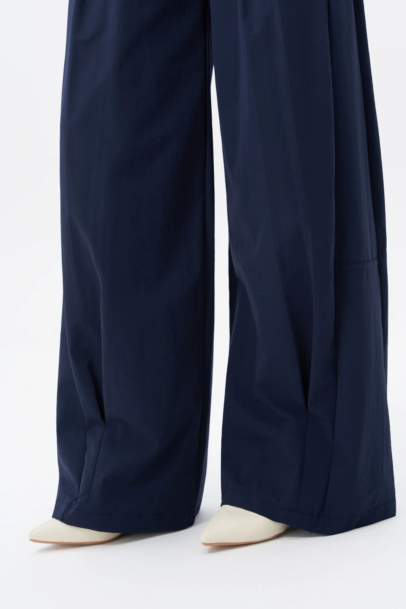 Aero Tech Balloon Trousers - Image 3
