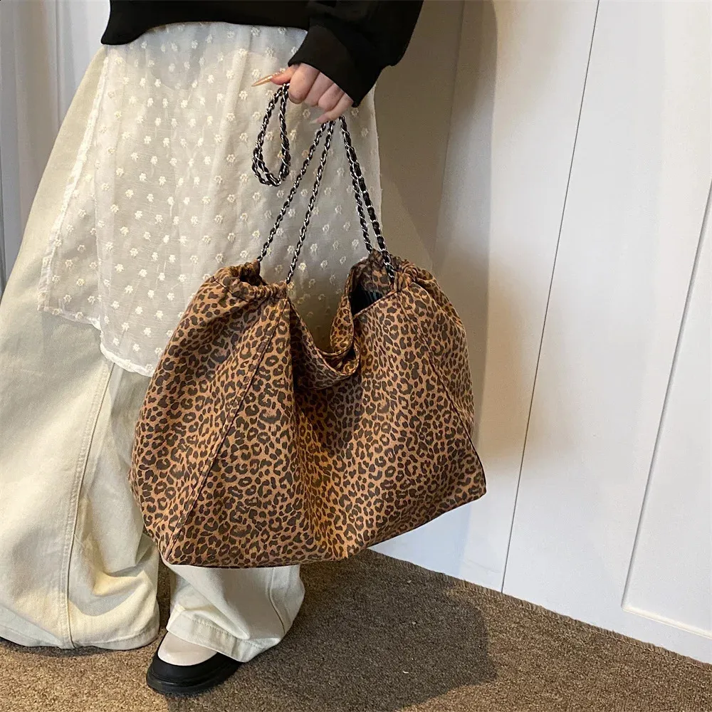 Animal Print Shopper Chain Tote Bag - Image 4