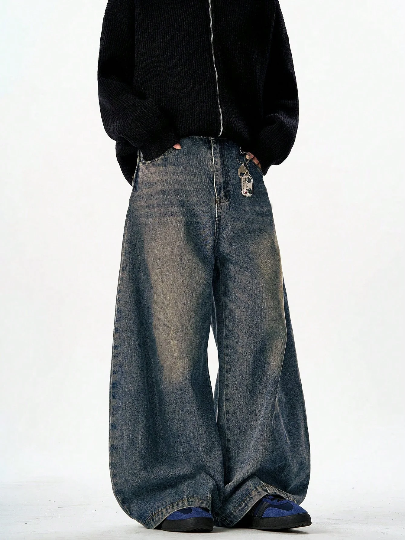 Antique Blue Baggy Japan Fit Jeans - Image 4
