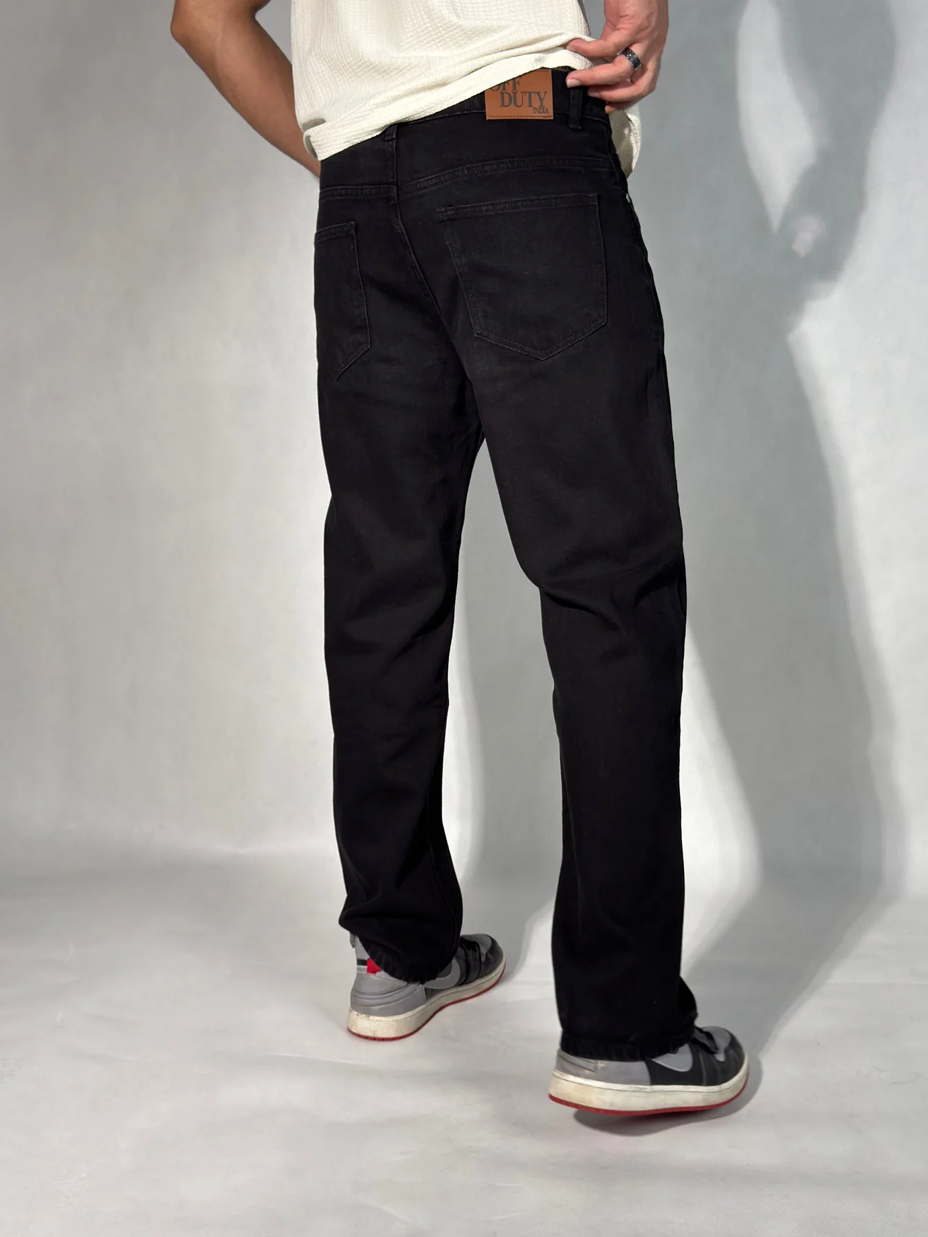Black Out Straight Fit Jeans - Image 3