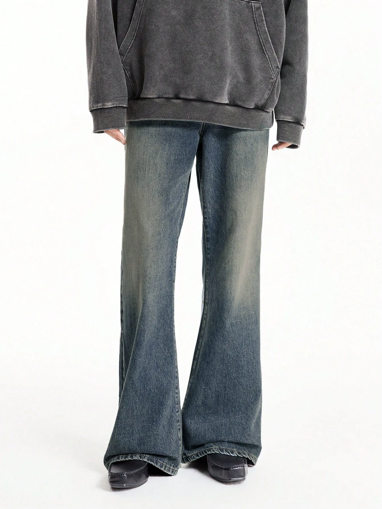Drift Bootcut Jeans - Image 10