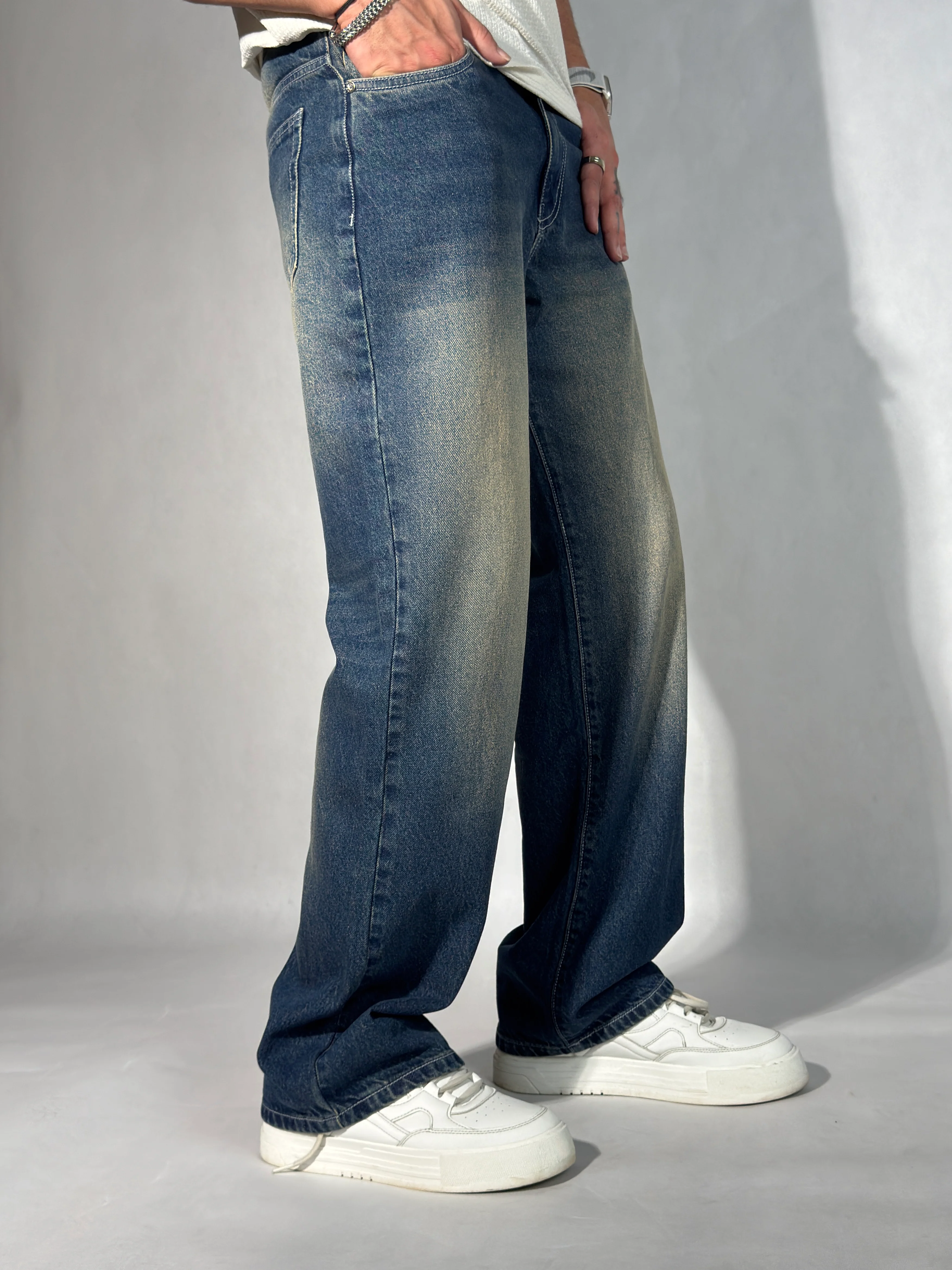 Blue Ridge Loose Straight Fit Jeans - Image 2