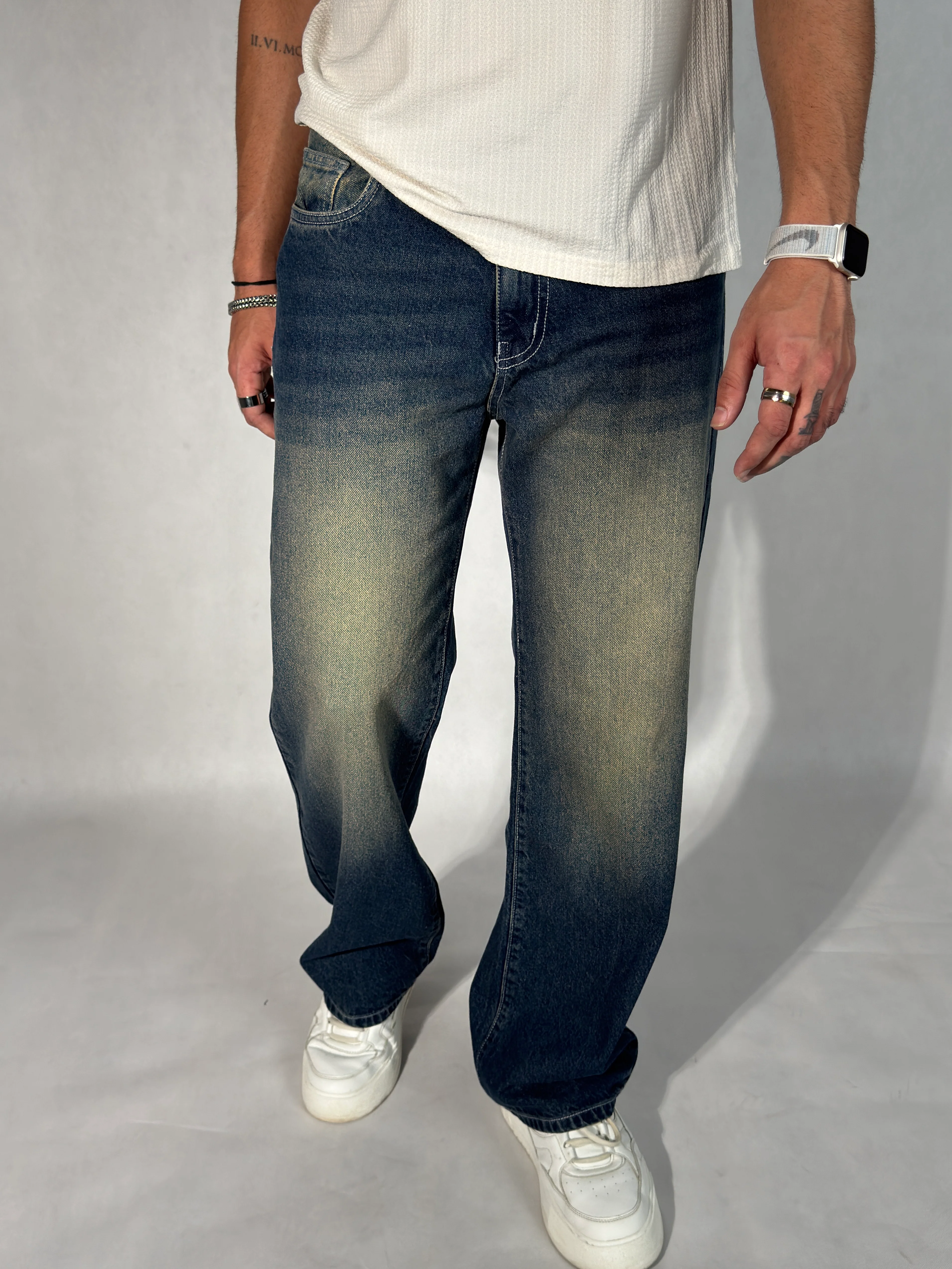 Blue Ridge Loose Straight Fit Jeans - Image 4