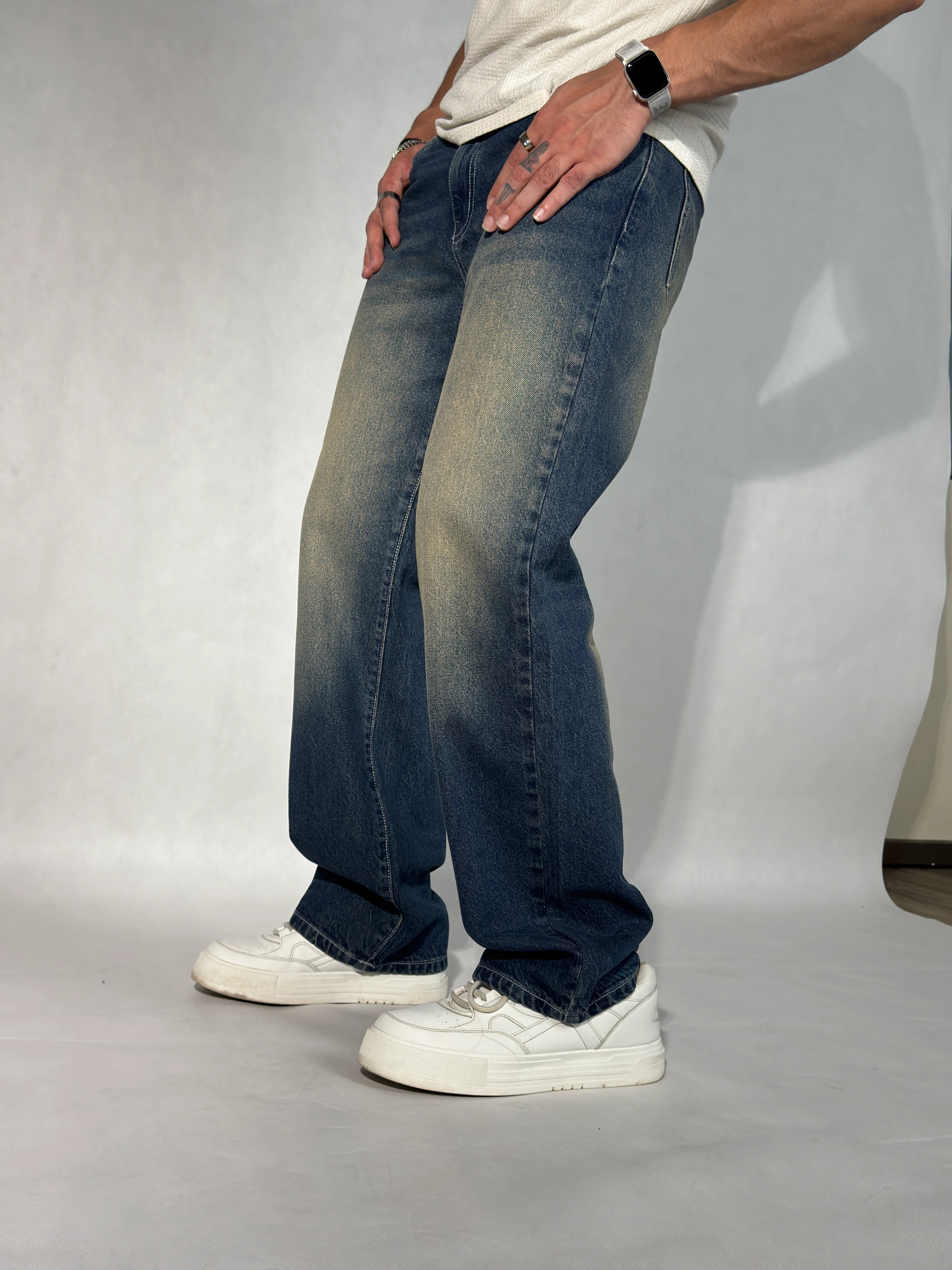 Blue Ridge Loose Straight Fit Jeans - Image 5