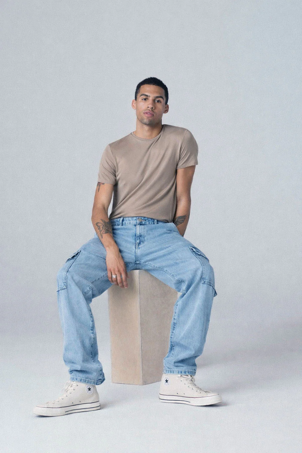 Blue Stone Faded Wash Cargo Jeans - Image 4