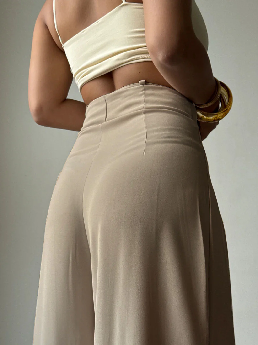 Cinched Drawstring Wide Leg Pants - Image 23