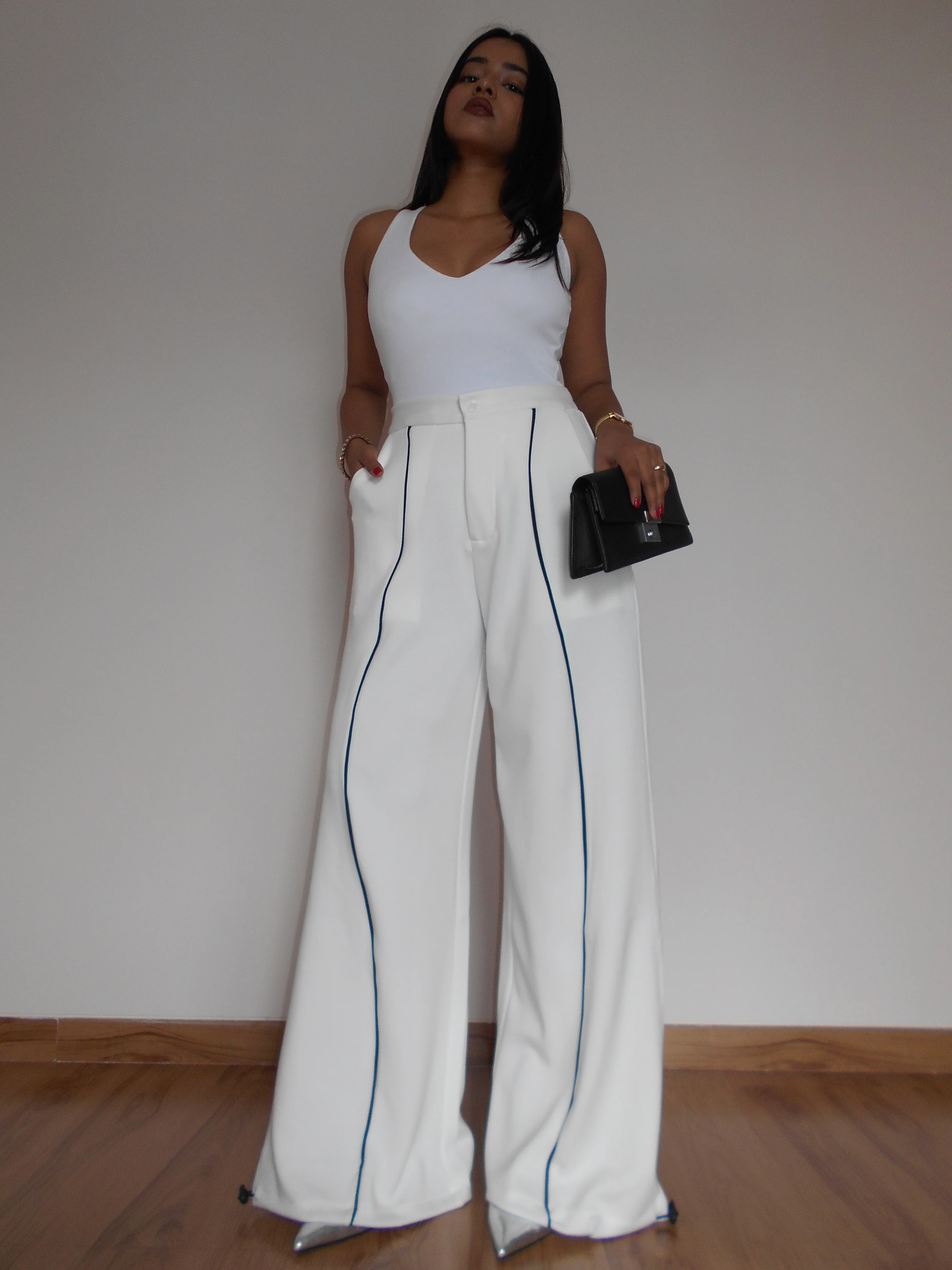 Cloud Contrast Joggers - Image 11