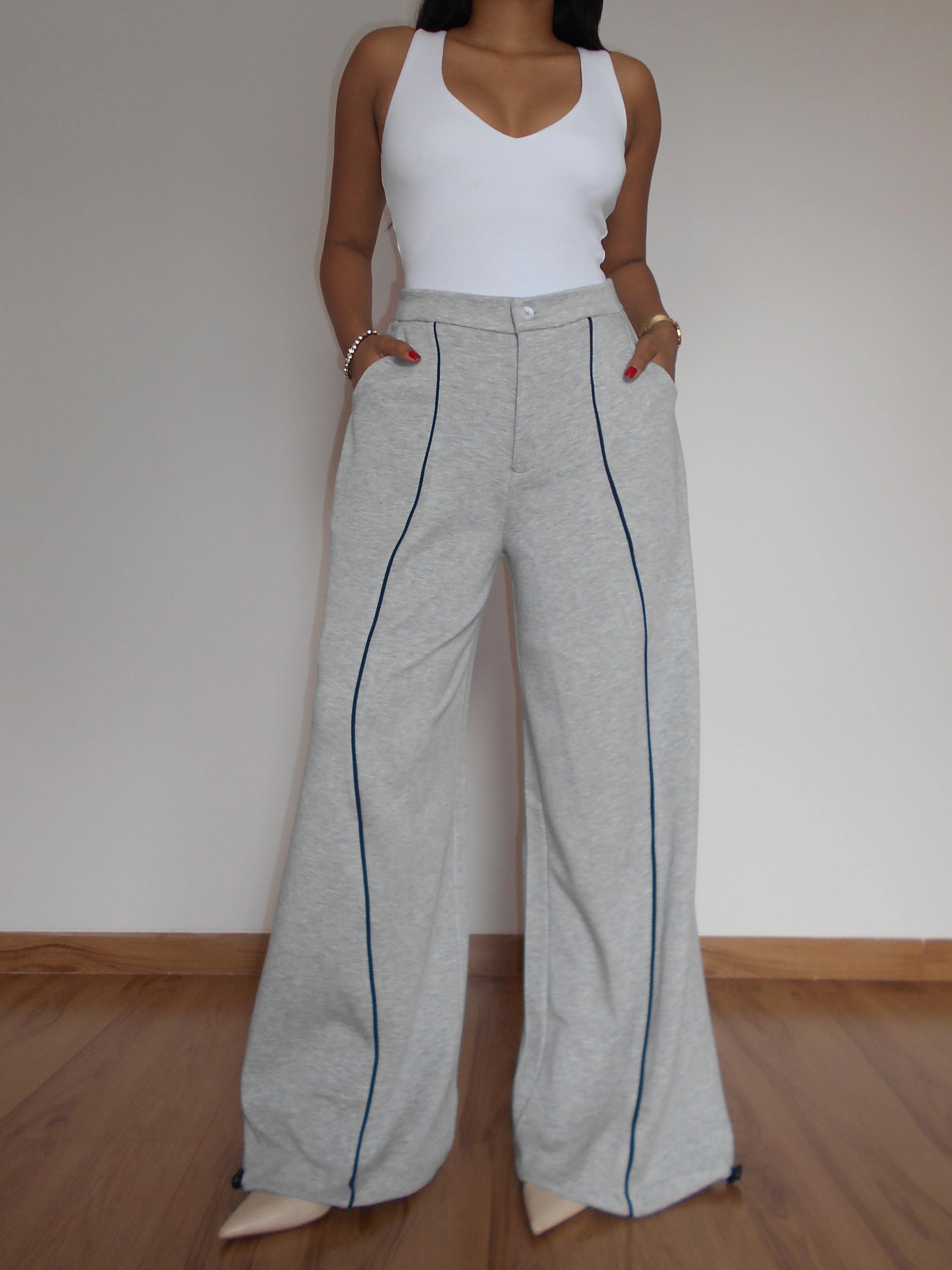 Cloud Contrast Joggers - Image 4