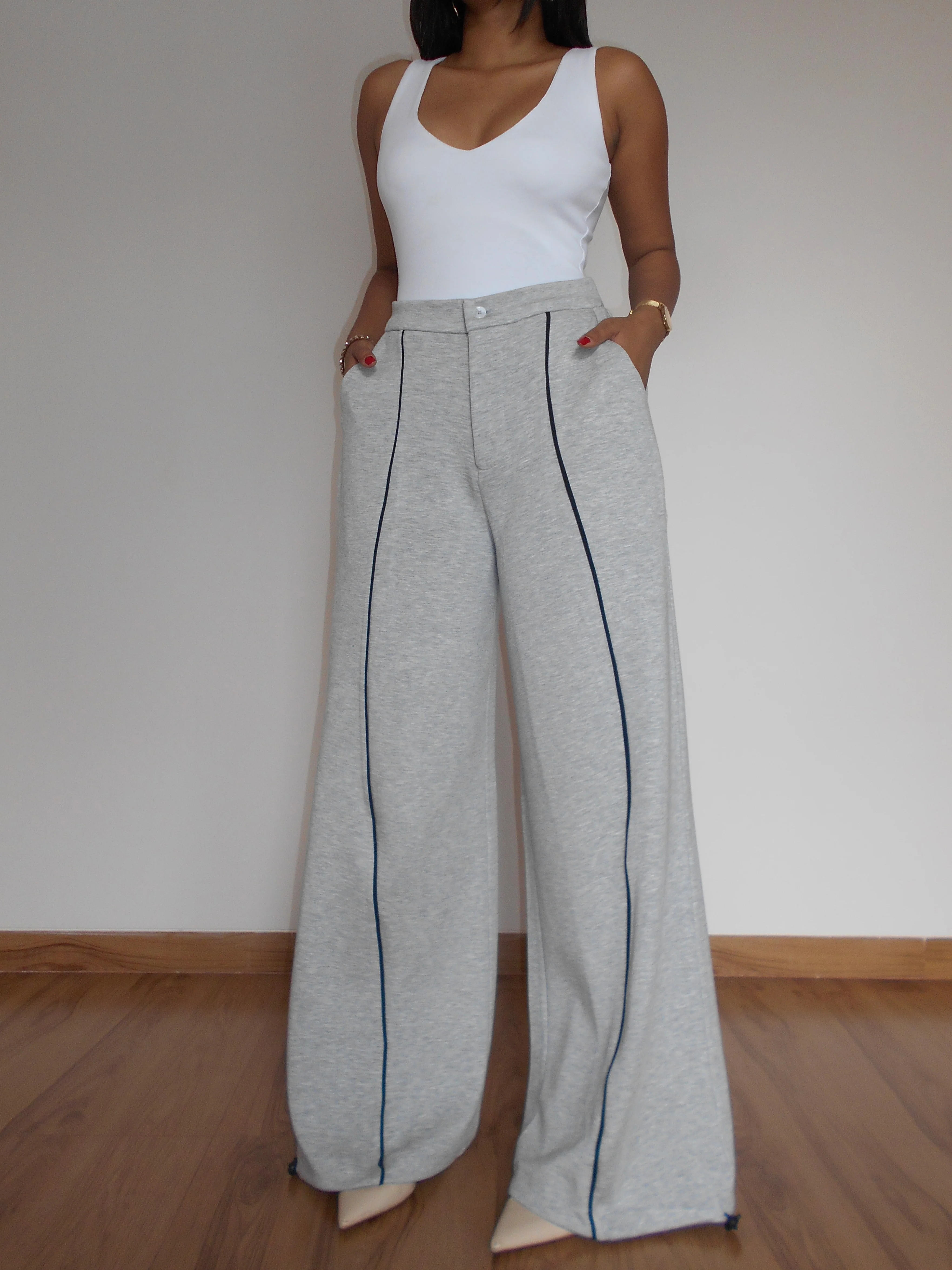 Cloud Contrast Joggers - Image 5