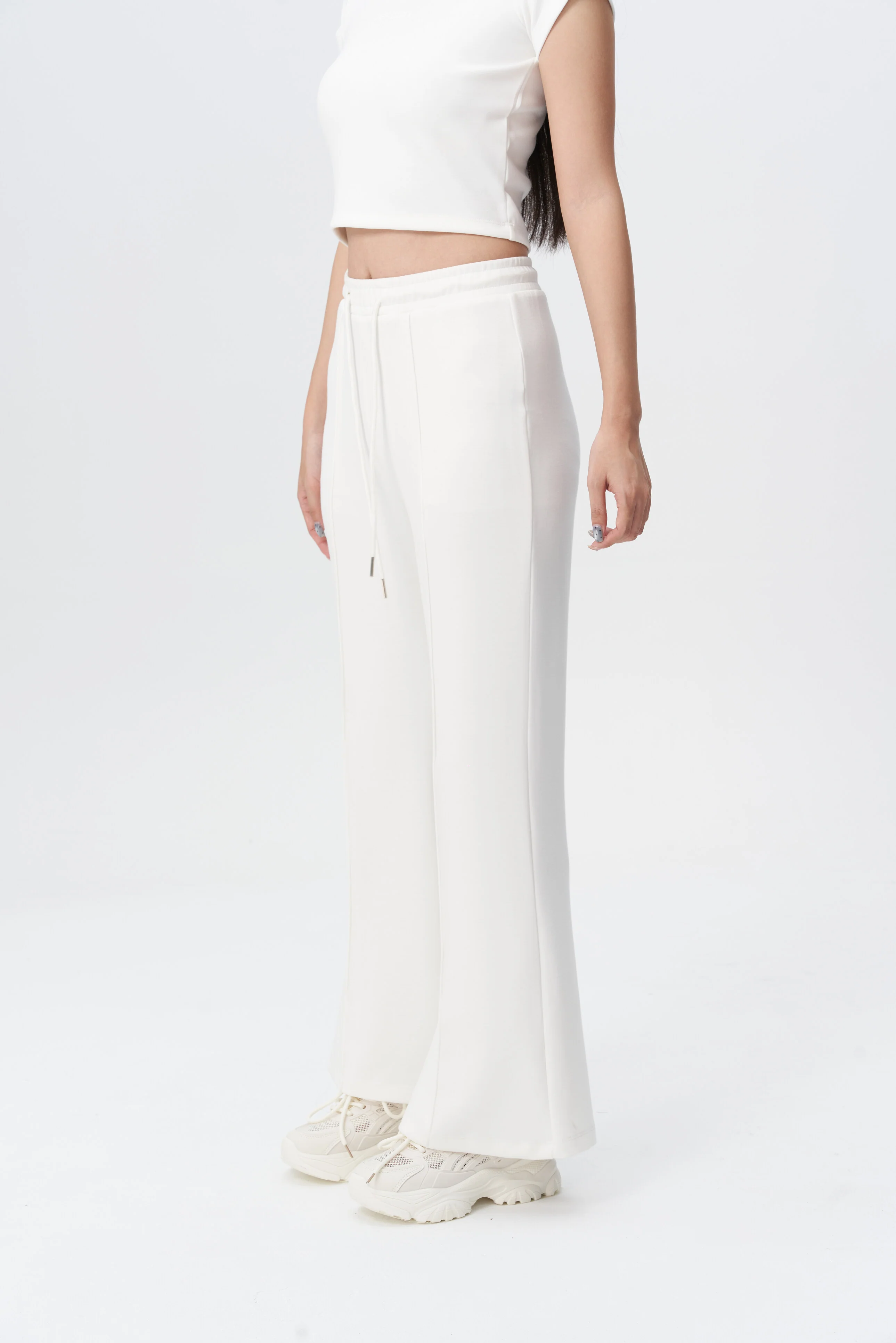 CloudSoft Flex Crop Top & Joggers - Image 26