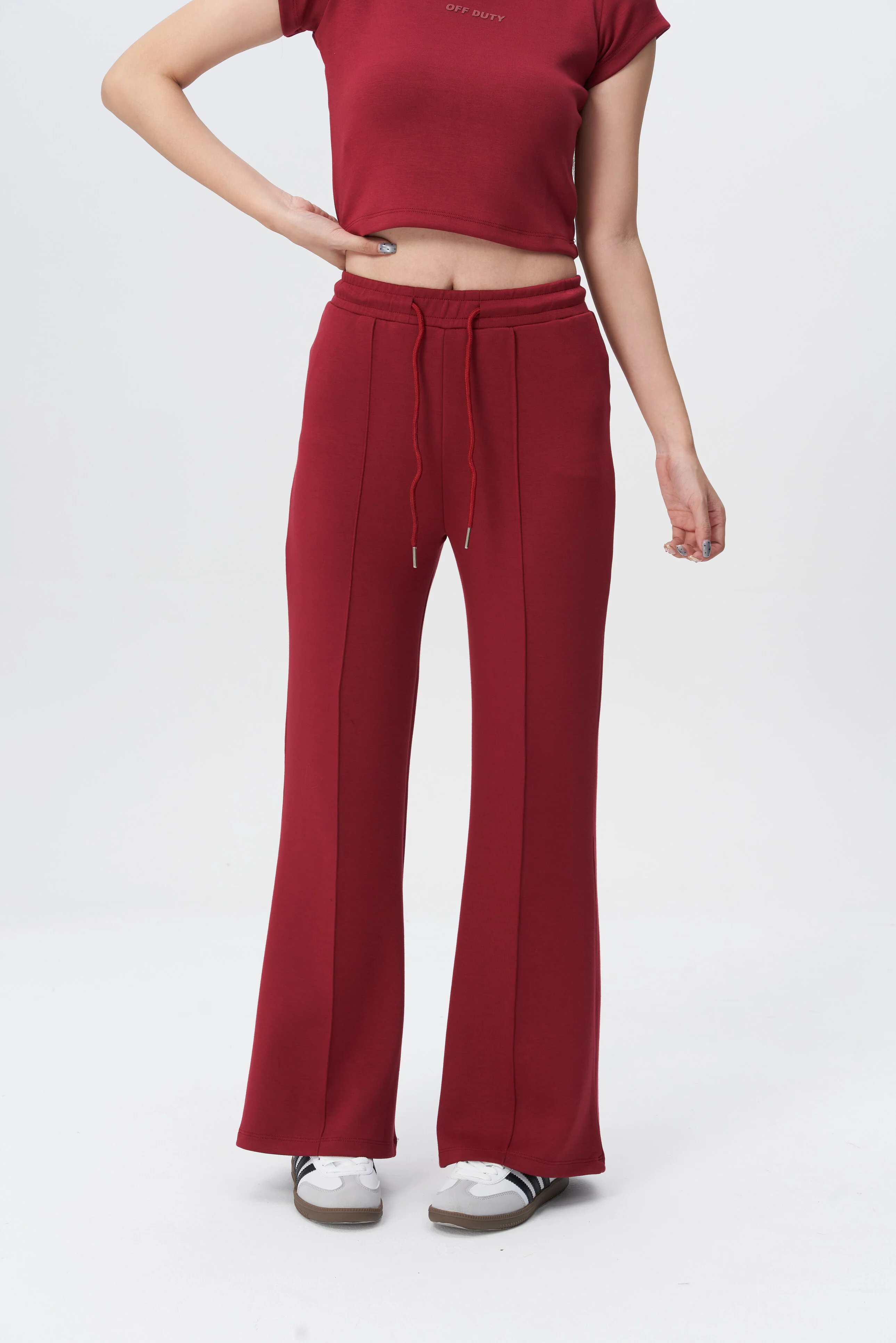 CloudSoft Flex Crop Top & Joggers - Image 36