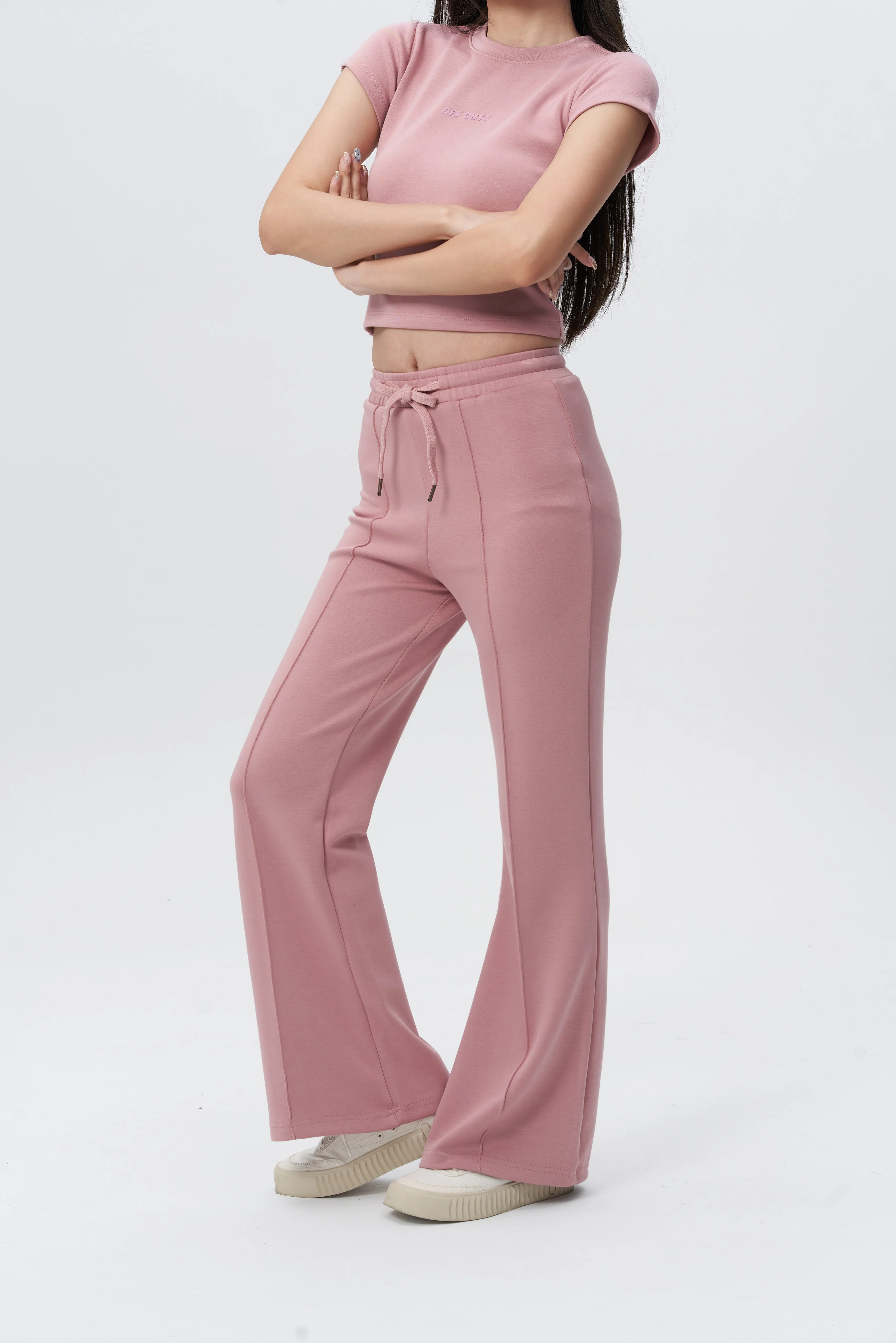 CloudSoft Flex Crop Top & Joggers - Image 39