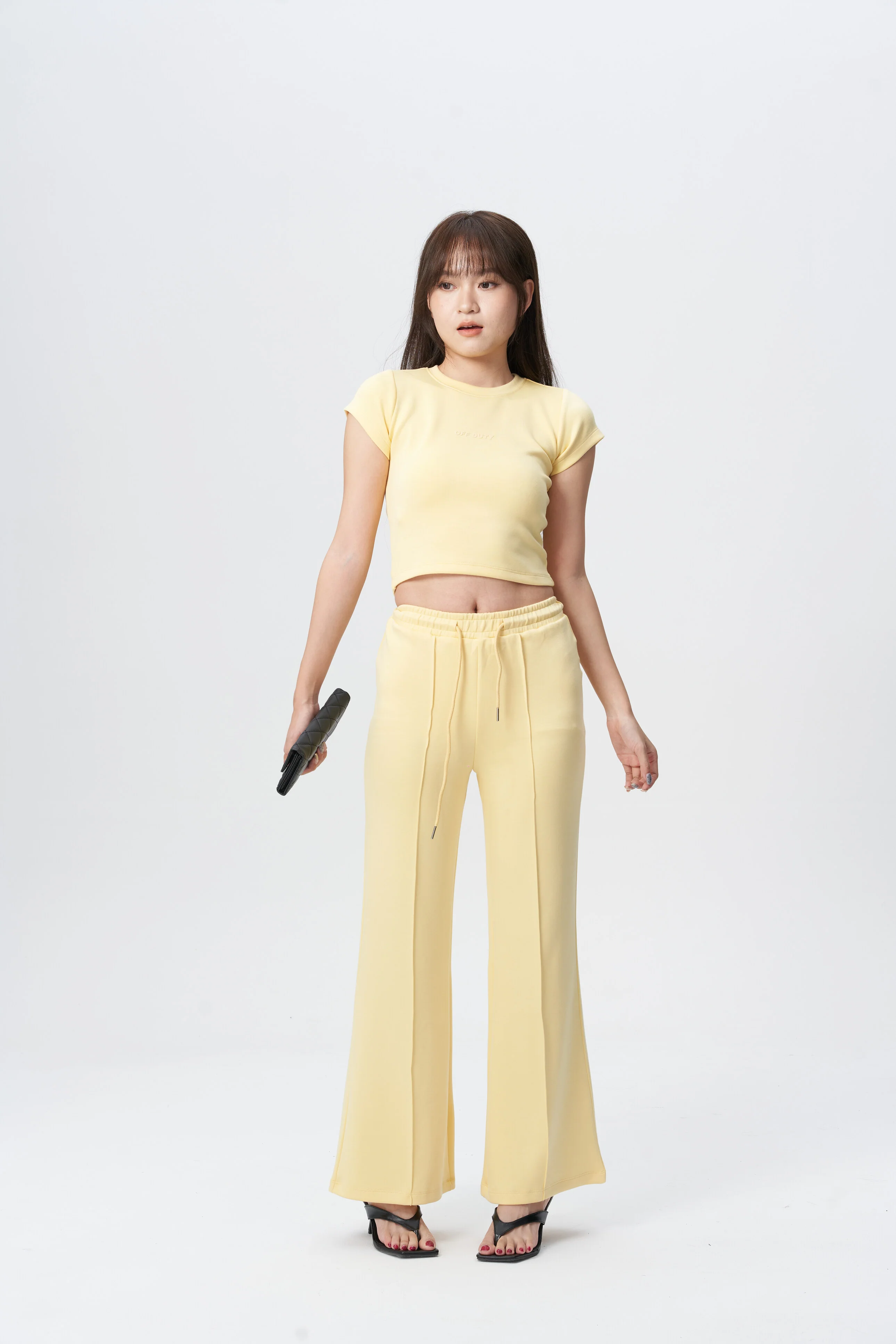 CloudSoft Flex Crop Top & Joggers - Image 43