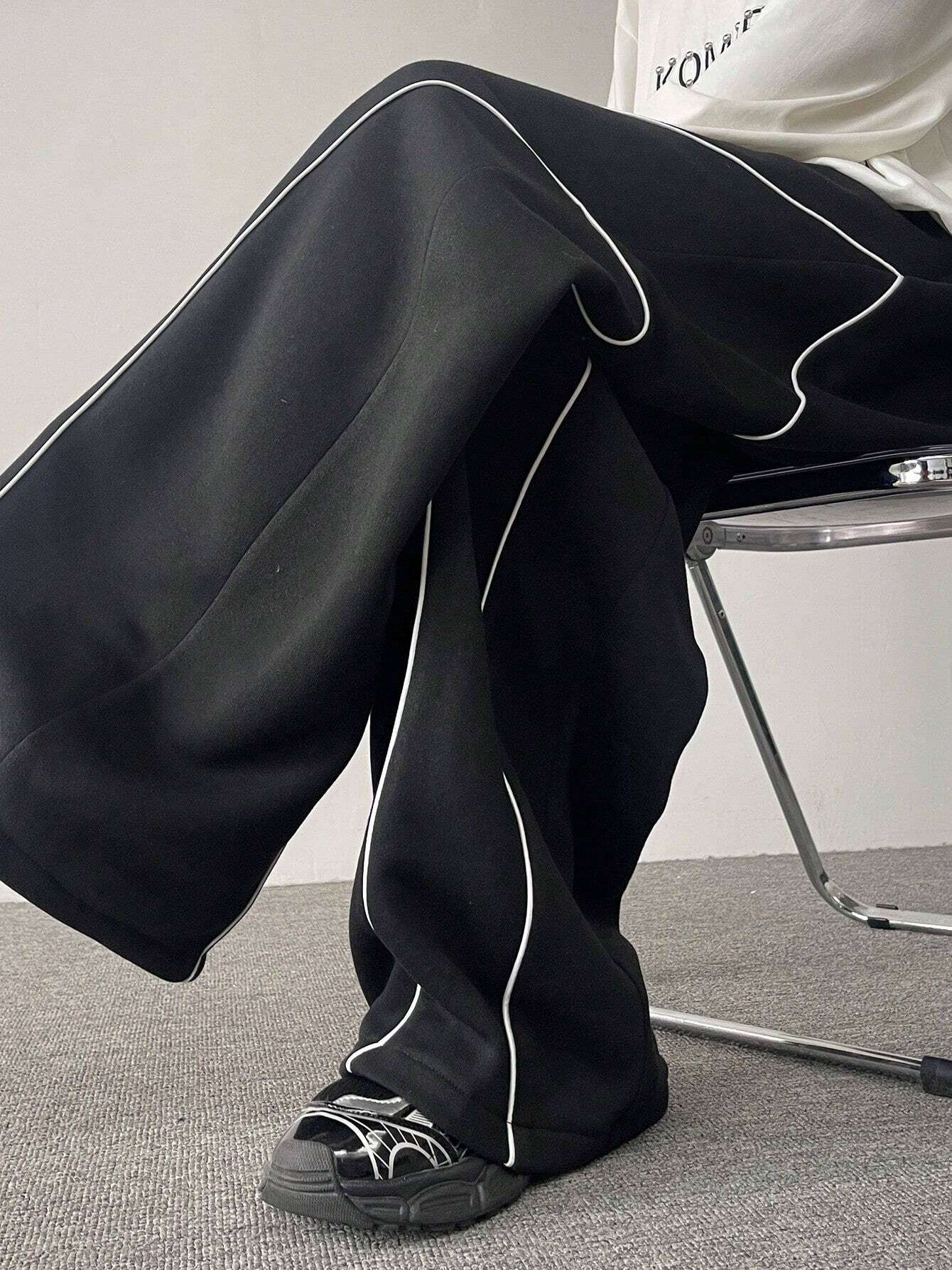 Contrast Curve Baggy Joggers - Image 3