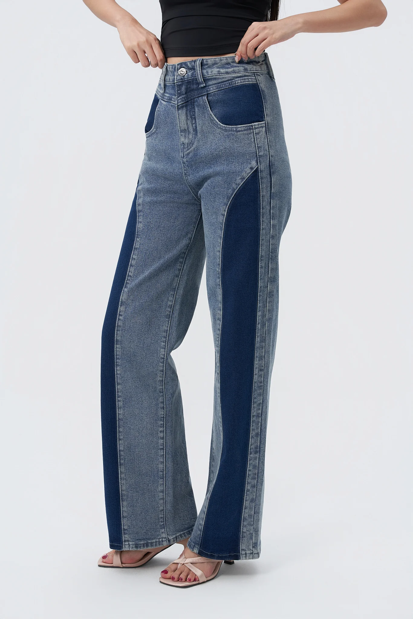 Contrast Flow Straight Leg Jeans - Image 4