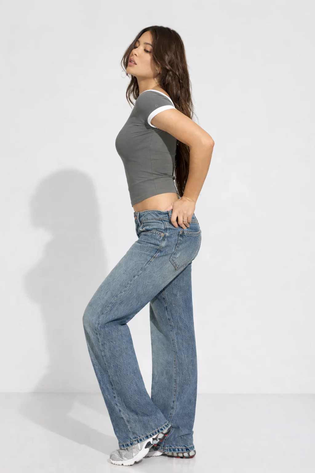 Contrast Soft Touch Scoop Neck Tee - Image 10