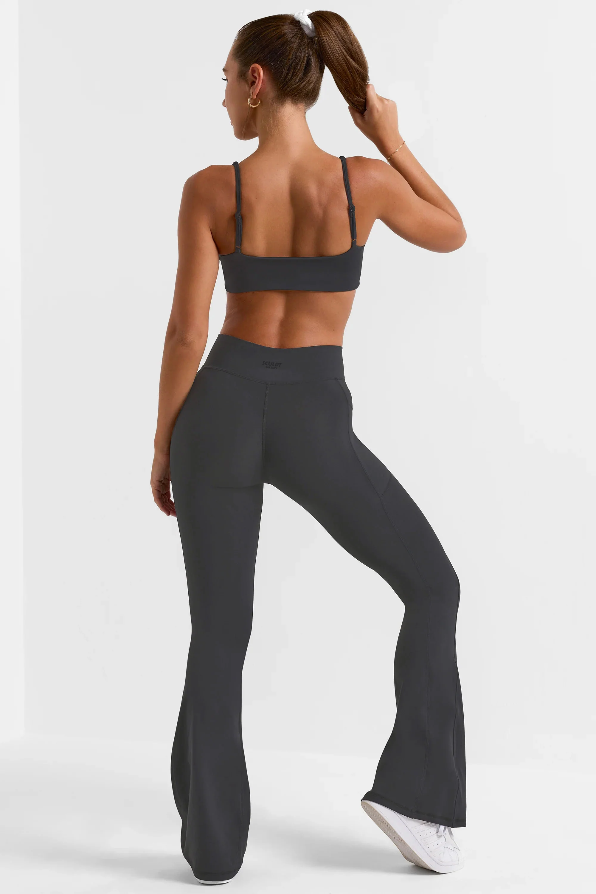 Cross Waistband Flare Pocket Leggings - Image 5