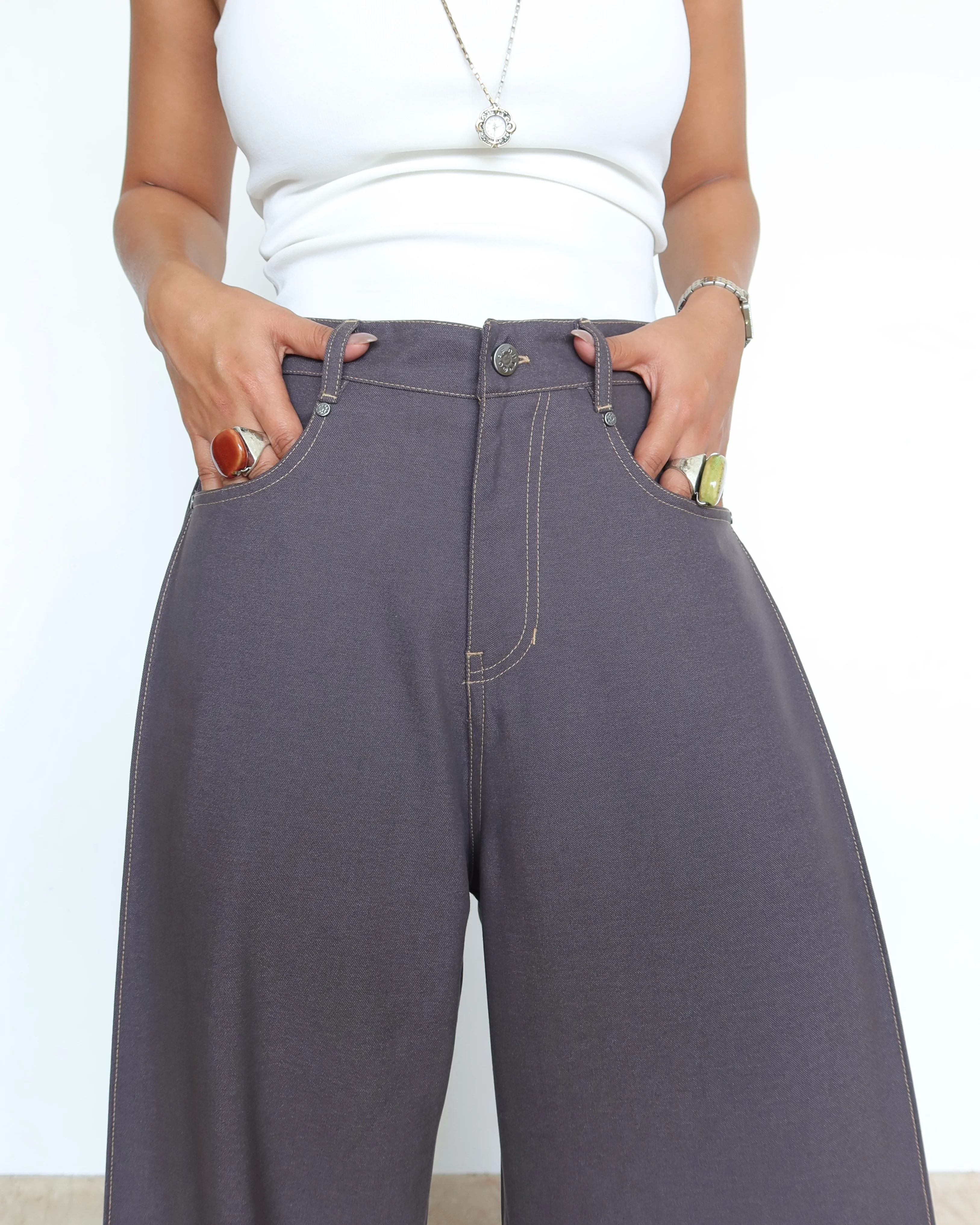 Denim-Inspired Pleated Pants - Image 14