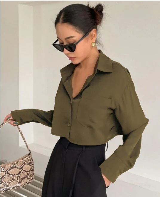 Everyday Crop Shirt - Image 13