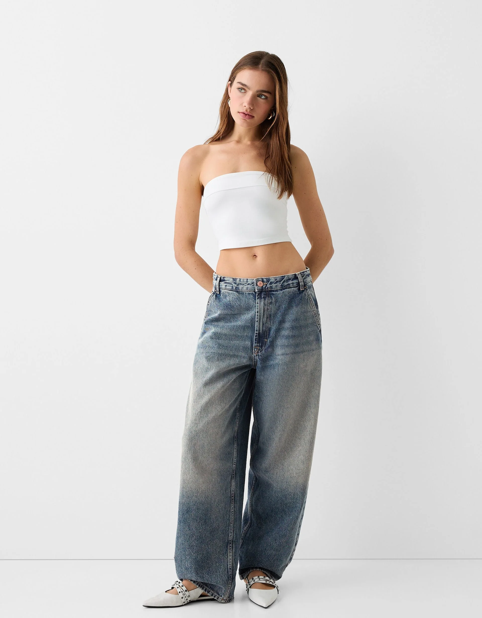 Faded Skater Fit Baggy Jeans - Image 5
