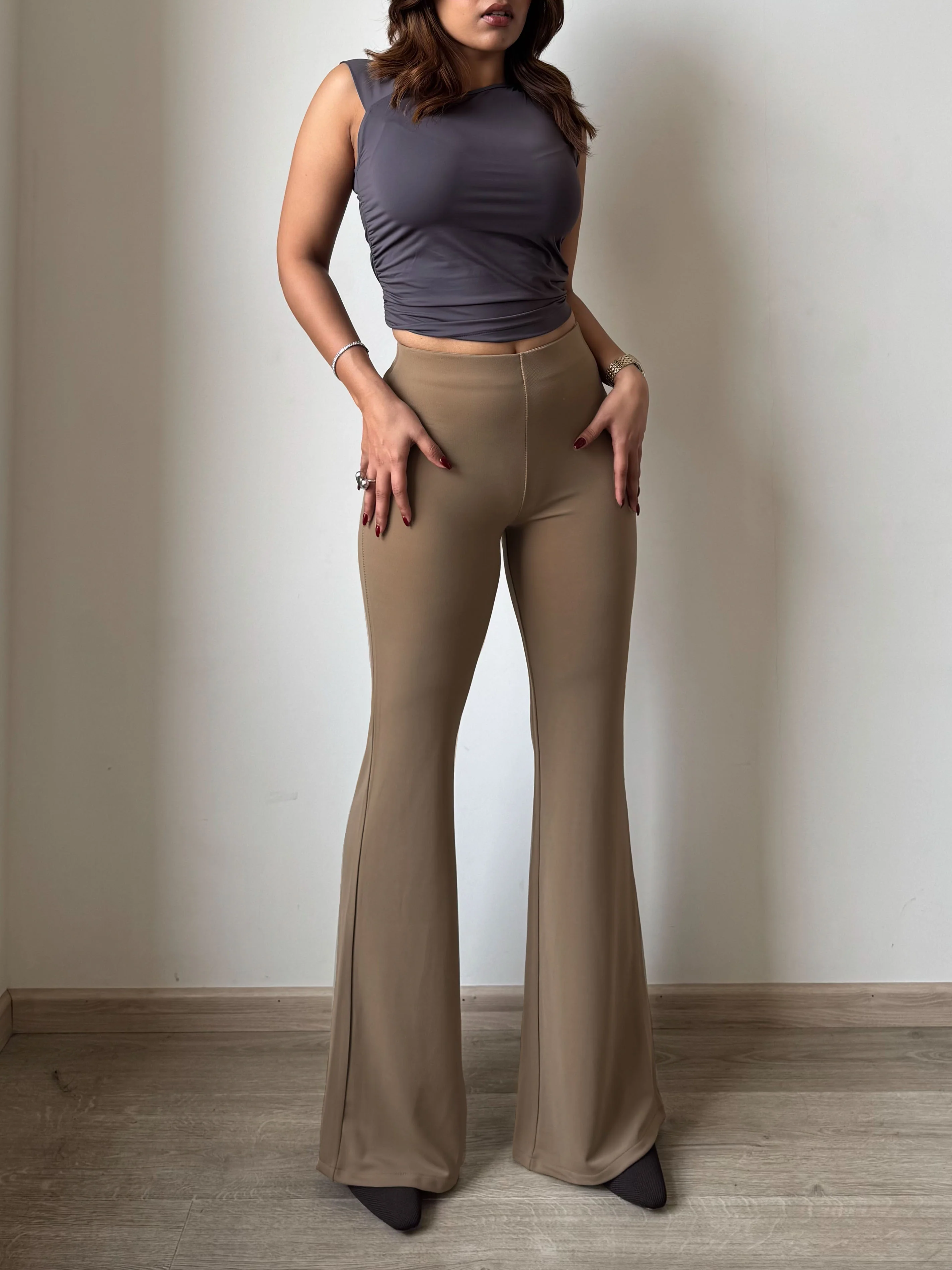 Fit And Flare Seamless Trousers - Image 9