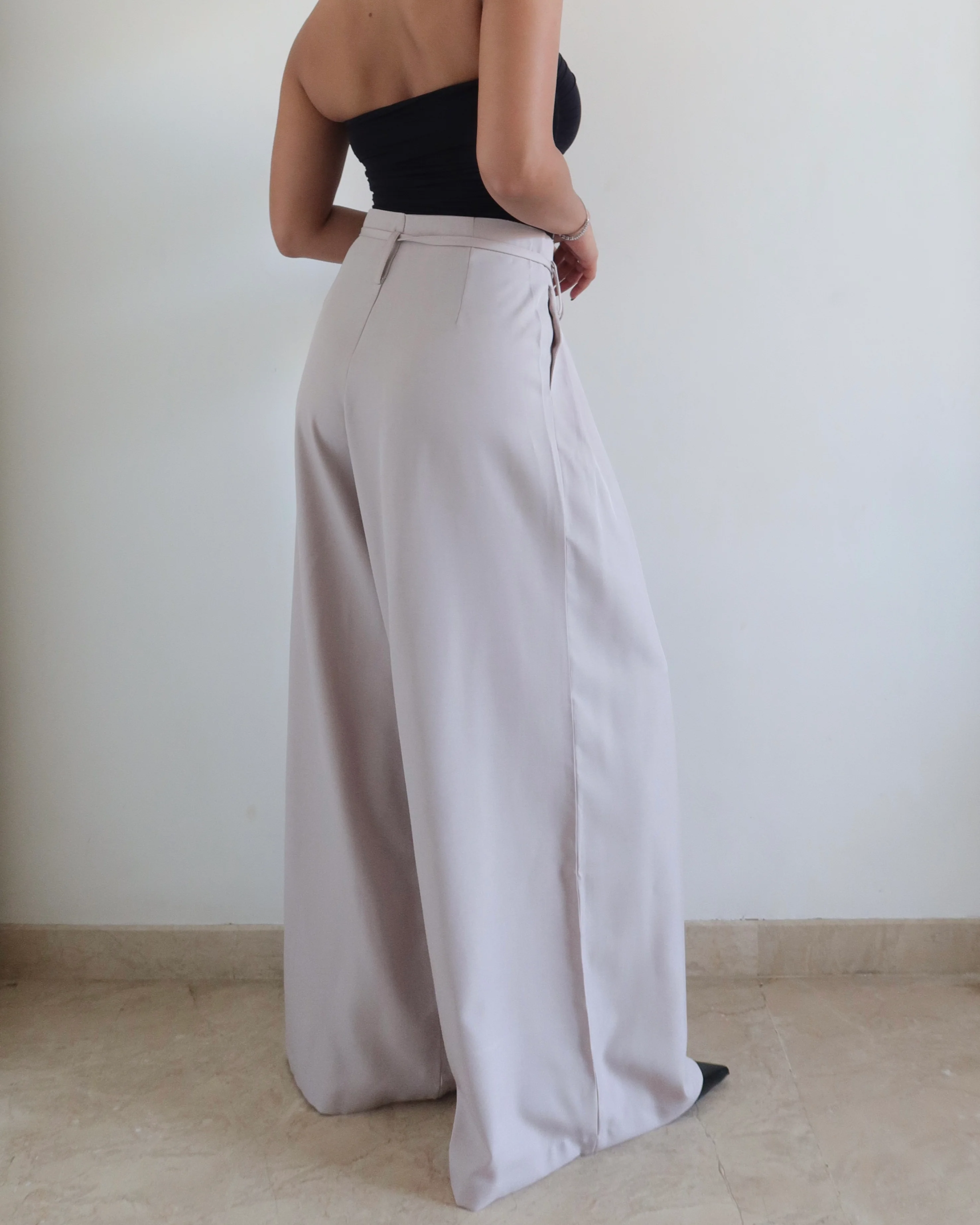 French Flow Pleated Wide Leg Pants - Image 17