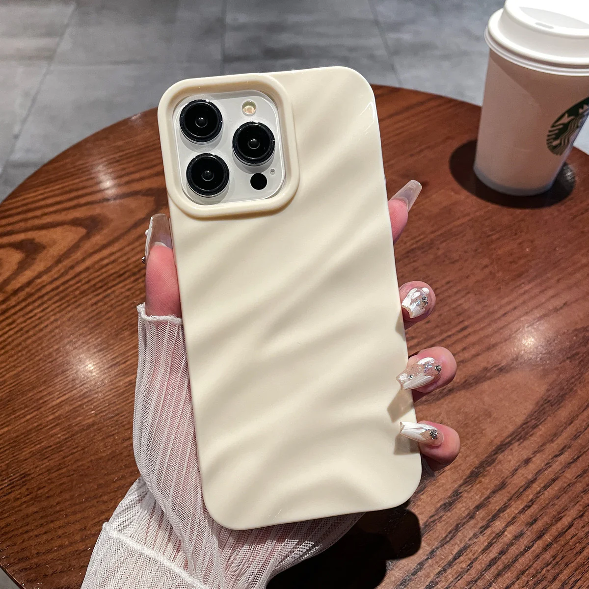 Glossy Luxe Texture Iphone Cover - Image 8