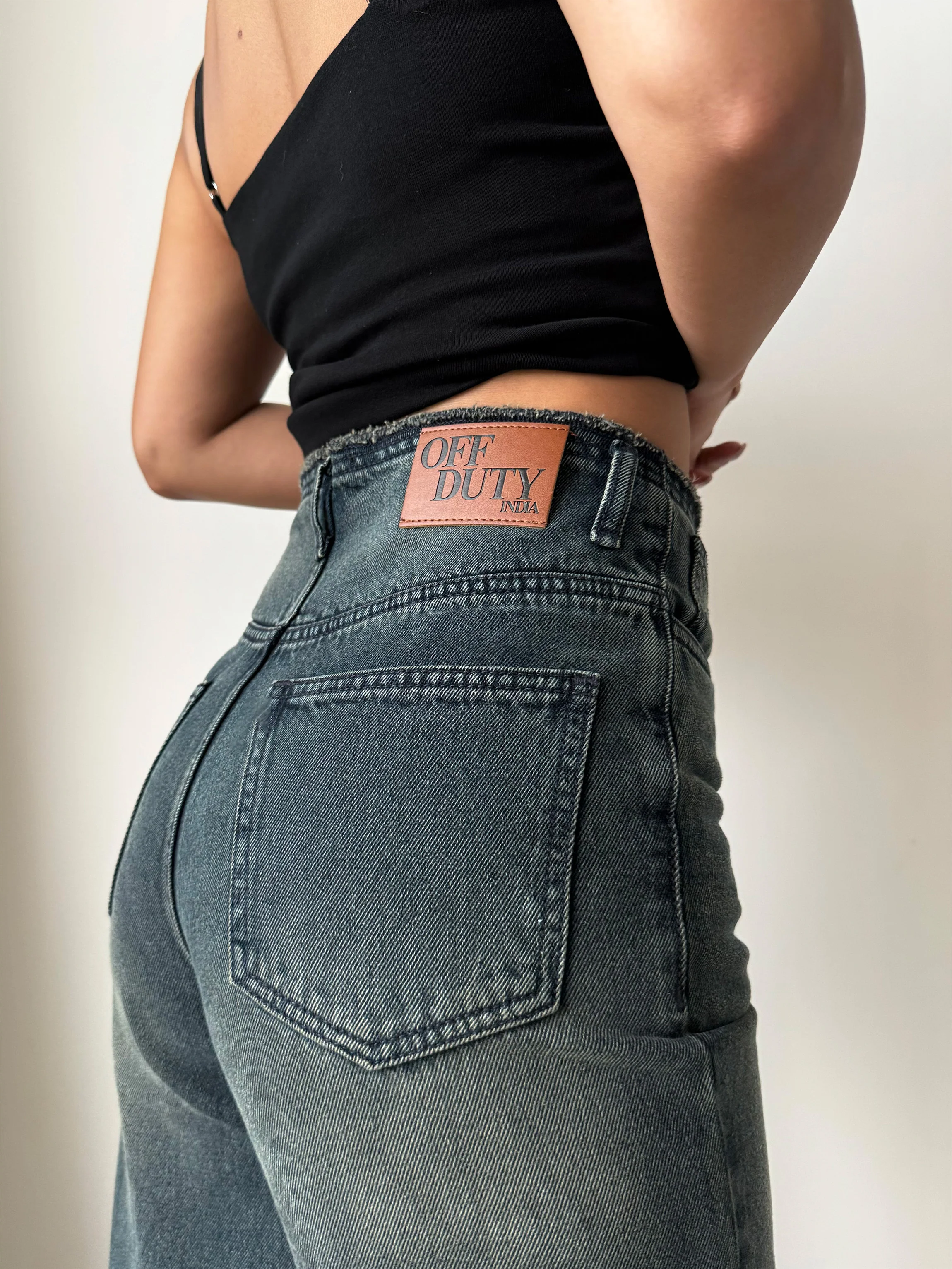 Grunge Edge Double Button High-Waisted Denim - Image 12