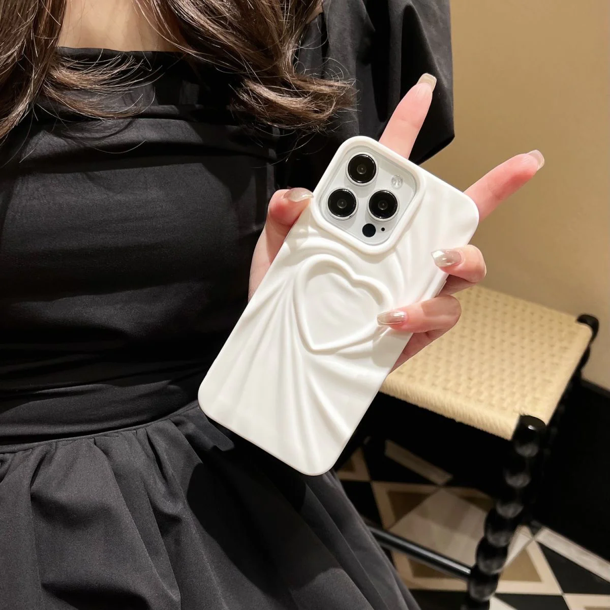 Heartthrob 3D iPhone Cover - Image 14