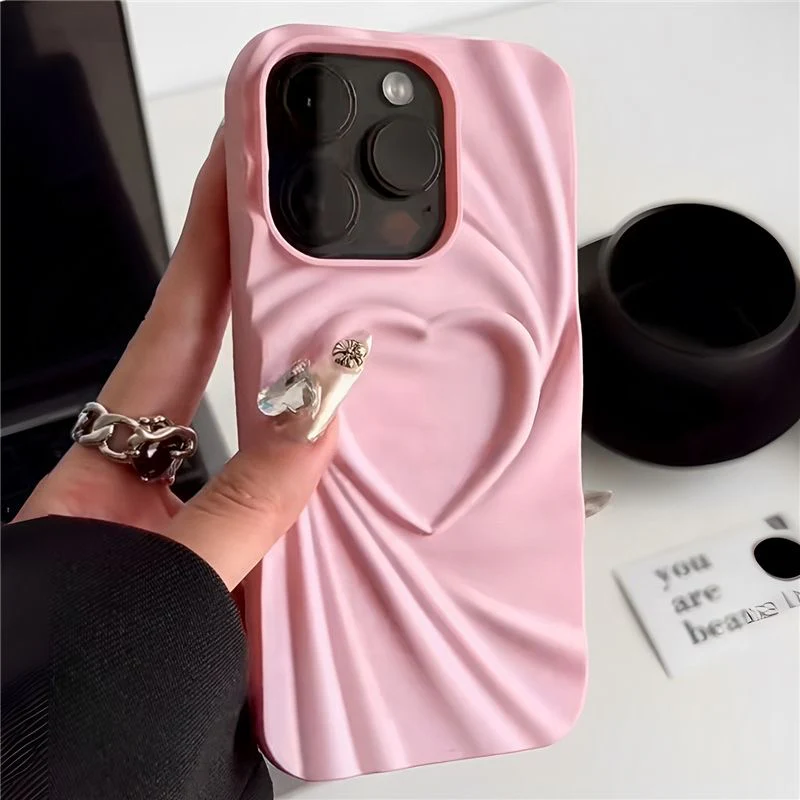 Heartthrob 3D iPhone Cover - Image 17