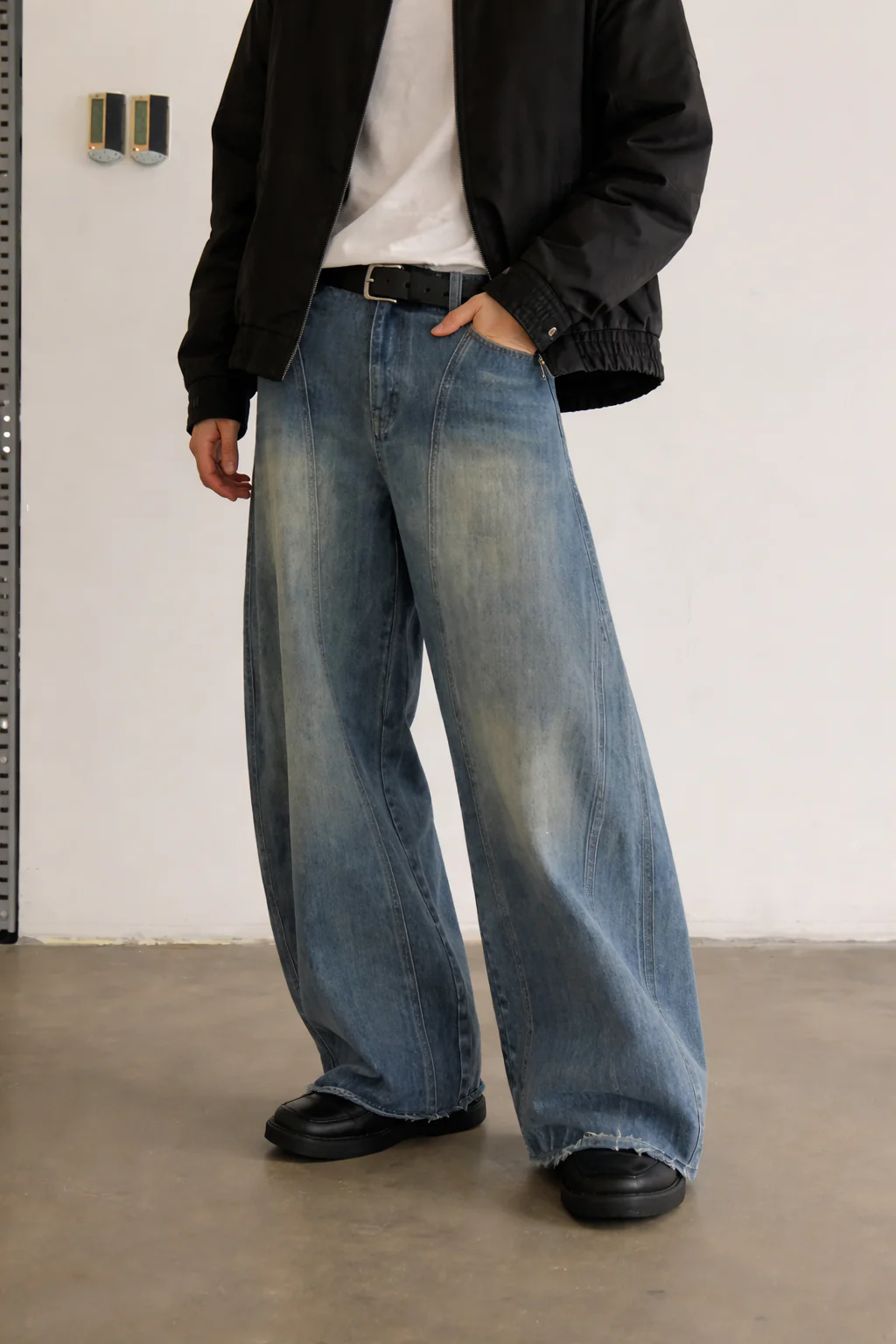 Heavy Collapse Edge Japan Baggy Jeans - Image 2