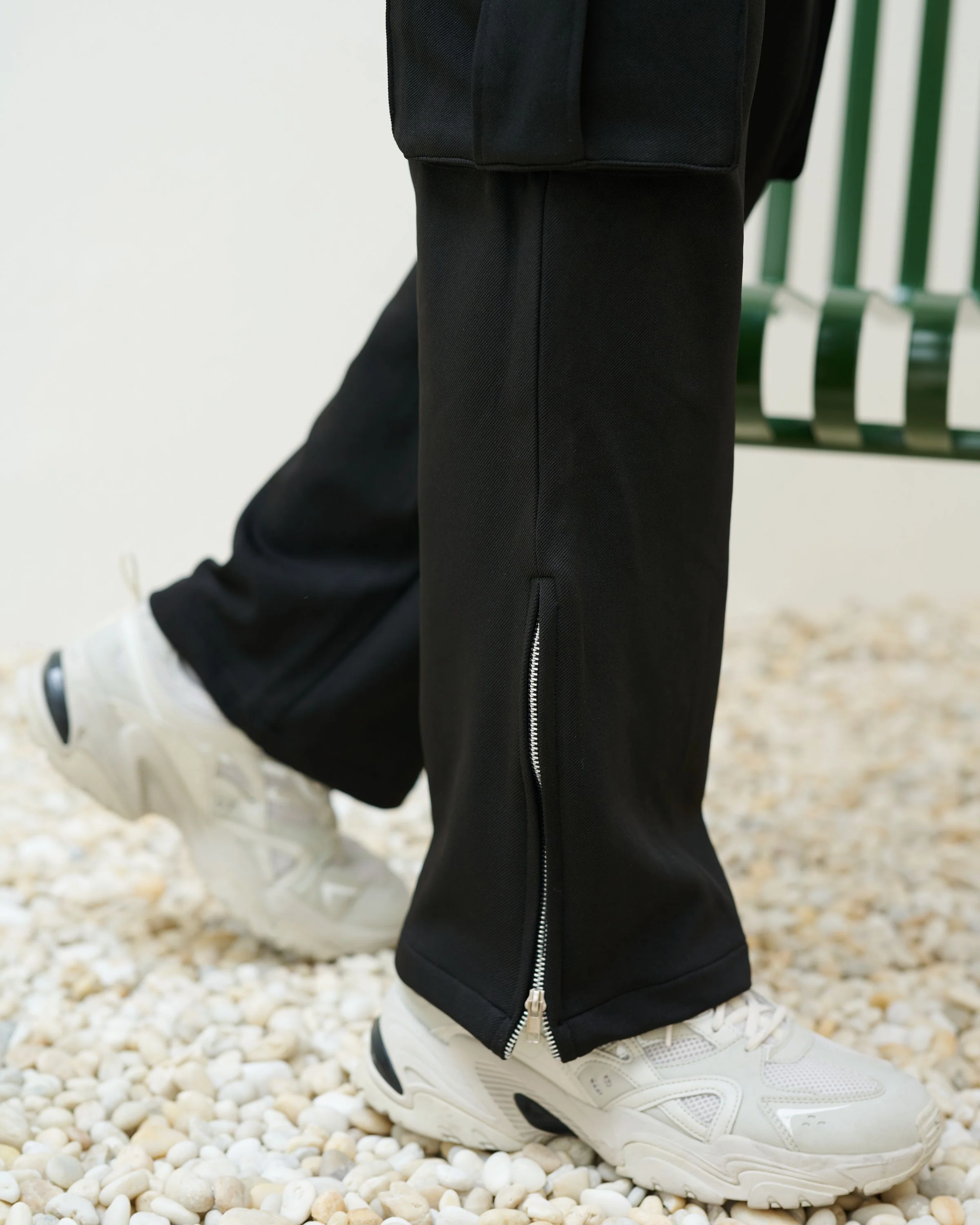 K-Trend Multi Pockets Zippered Cargo Pants - Image 4