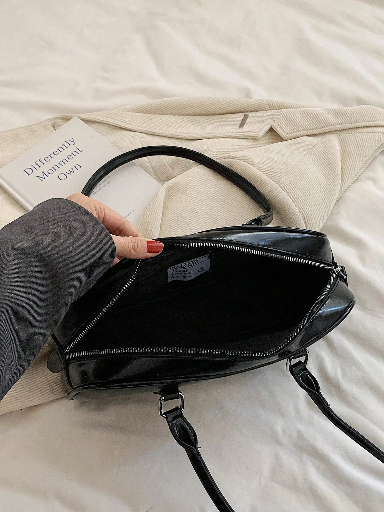 Korean Structure Shoulder Bag - Image 3