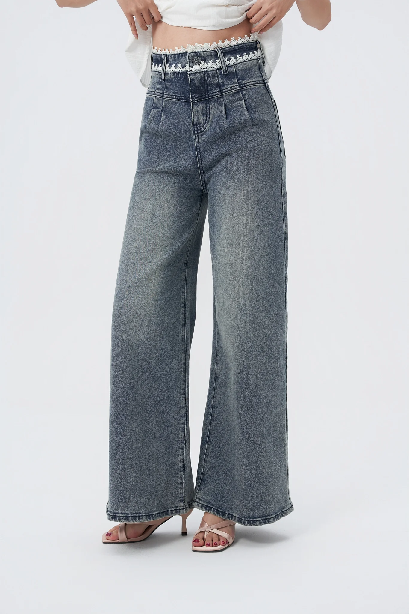 Laced Pleat Wide Leg Jeans - Image 3