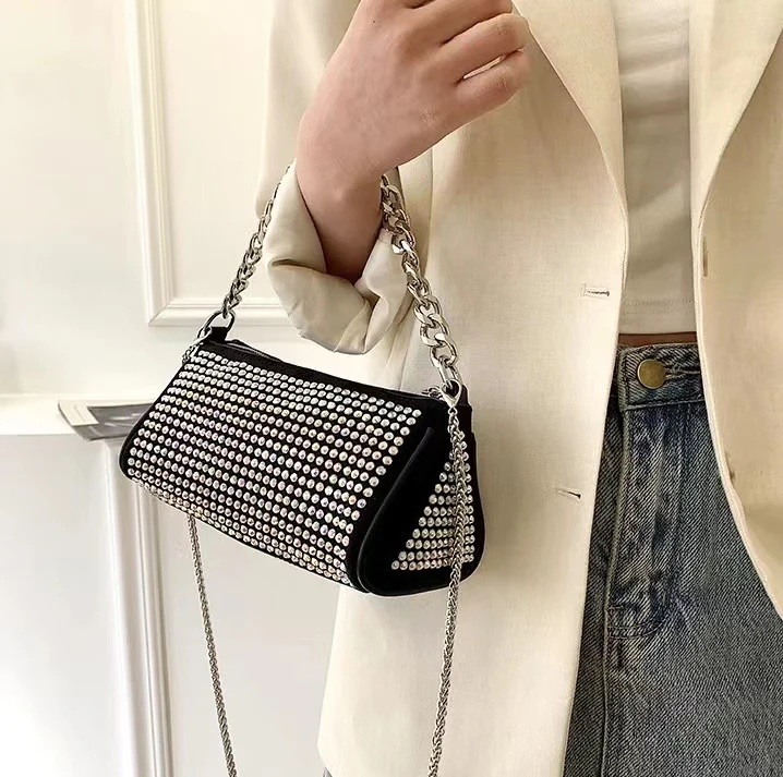 Midnight Starlet Chain Strap Bag - Image 10
