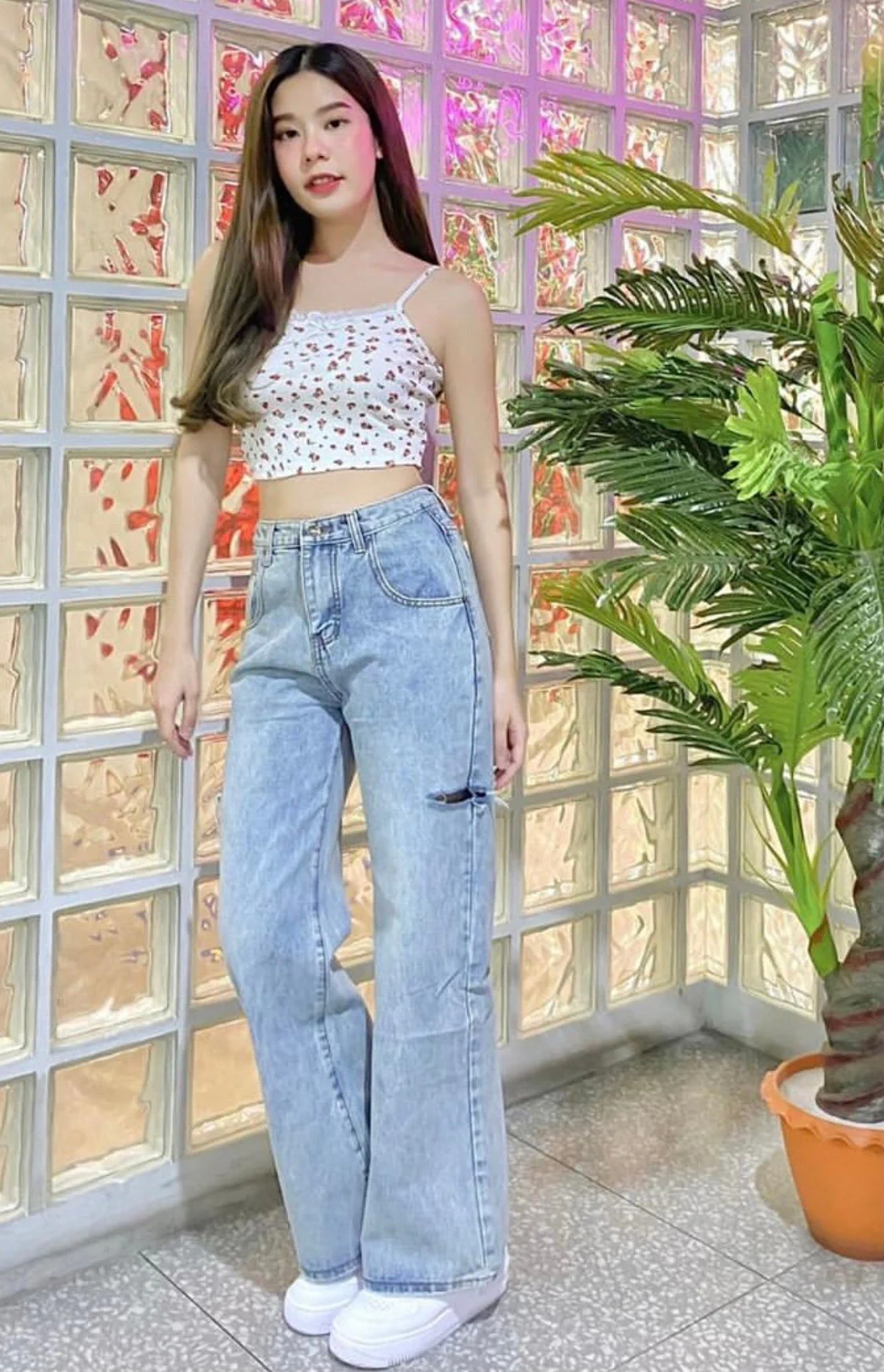 Oh Slit Boyfriend Jeans - Image 4