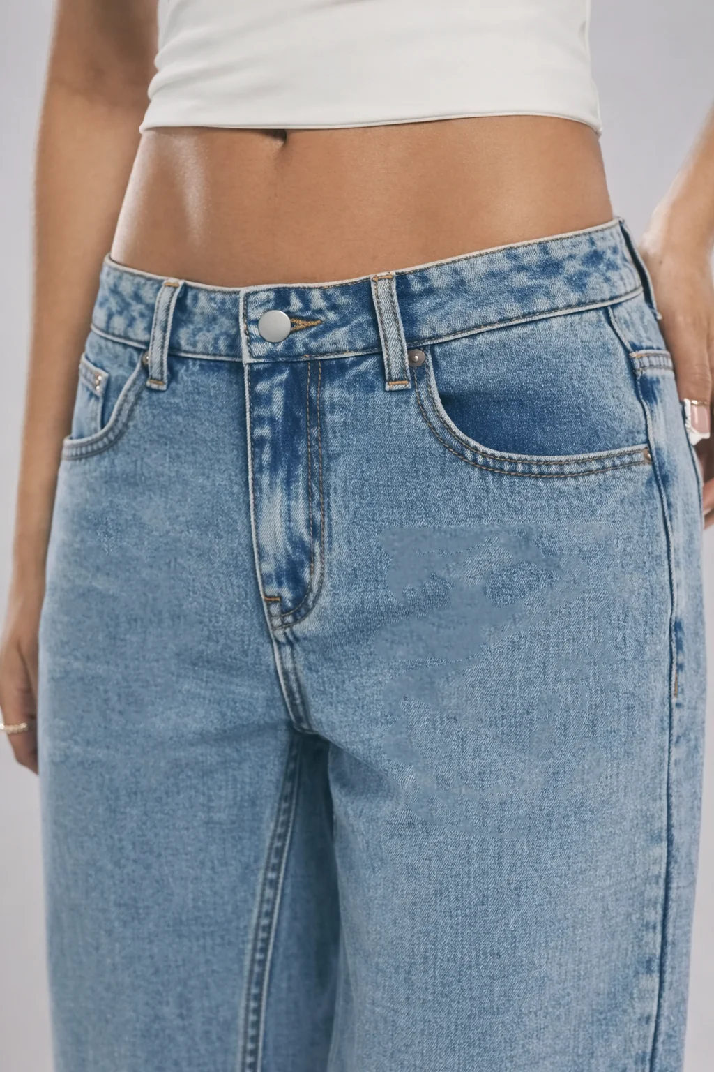 Oh So Vintage Wide Leg Jeans - Image 4