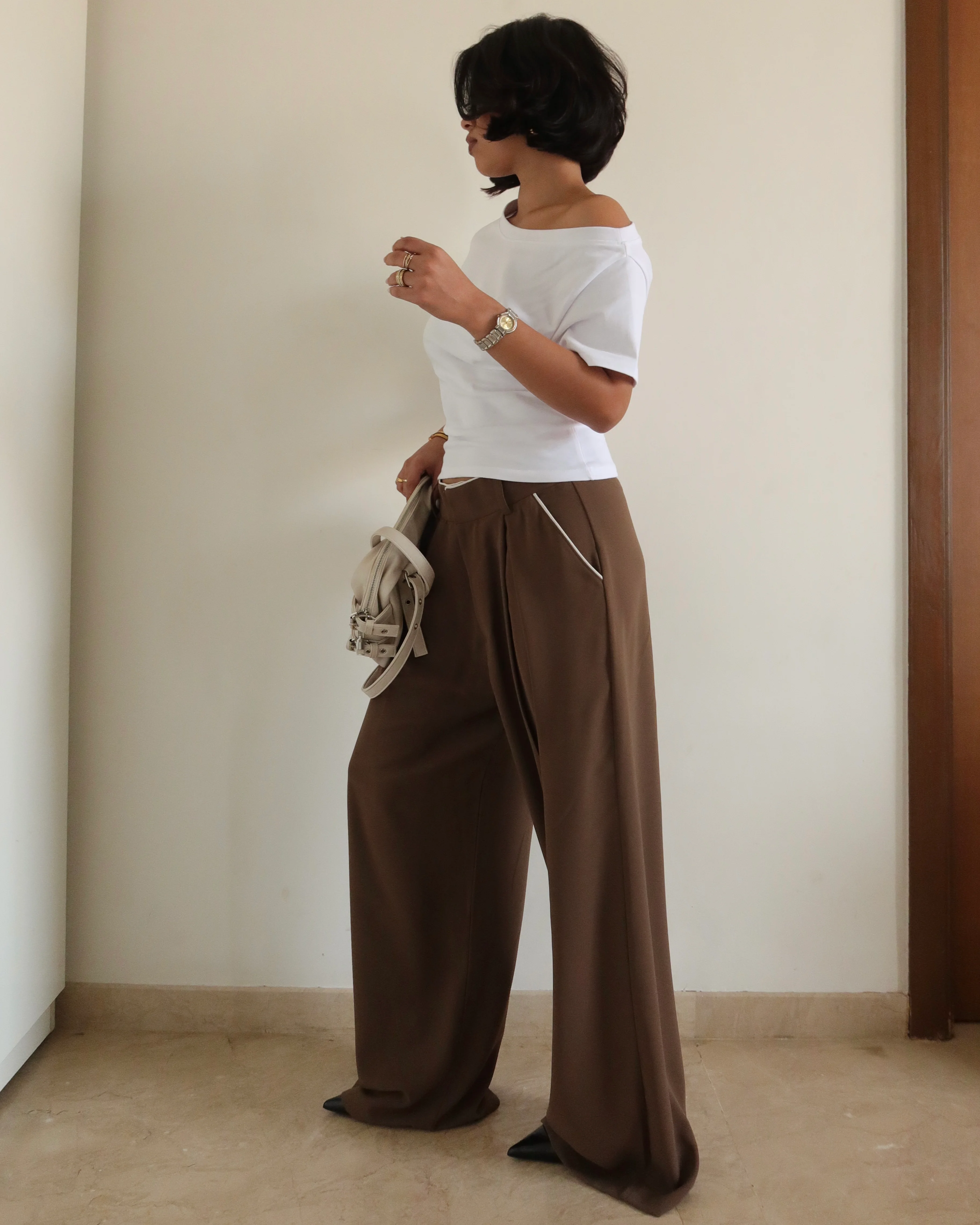 Outline Pleats Pants - Image 12