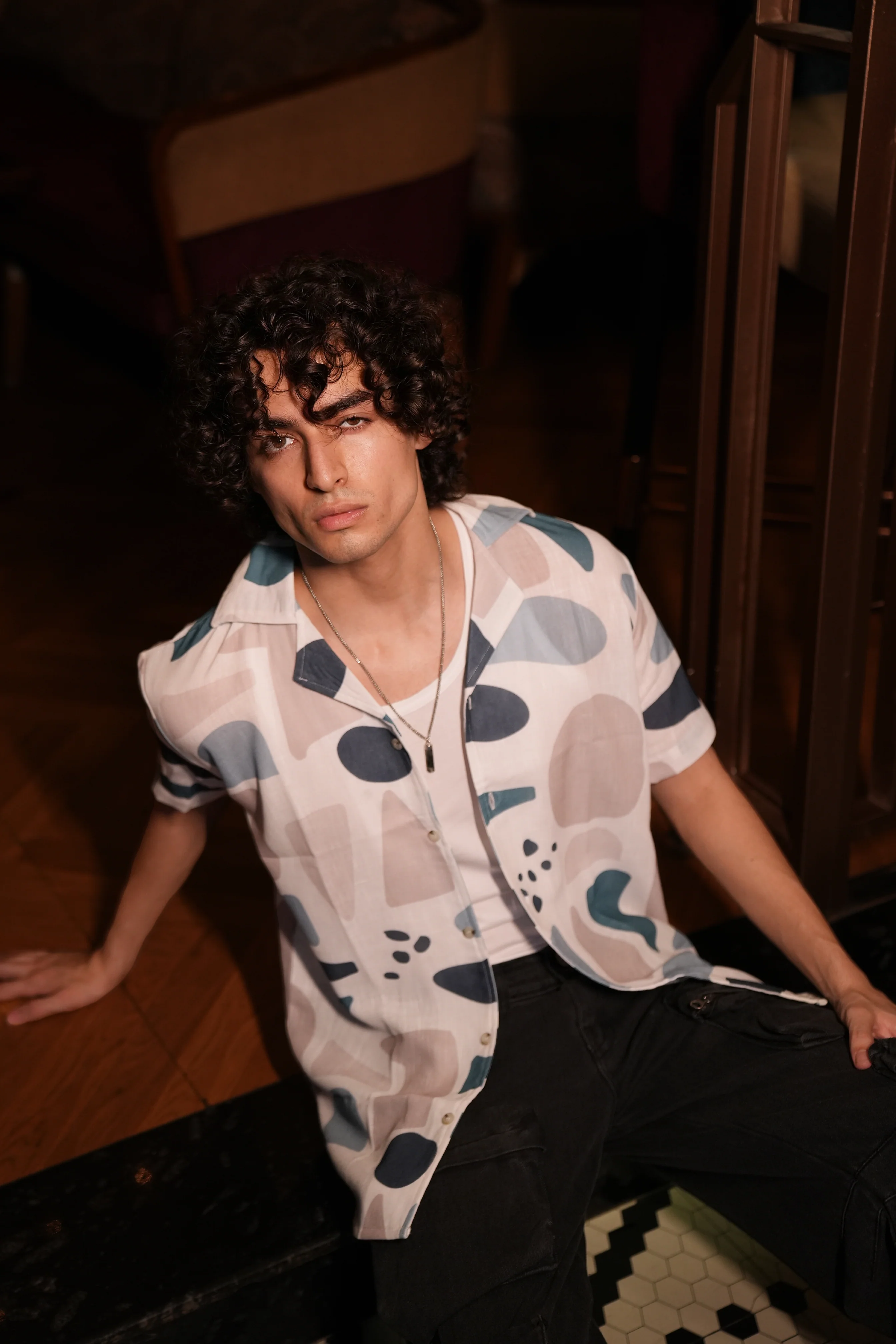 Premium Geometric Print Linen Shirt - Image 6