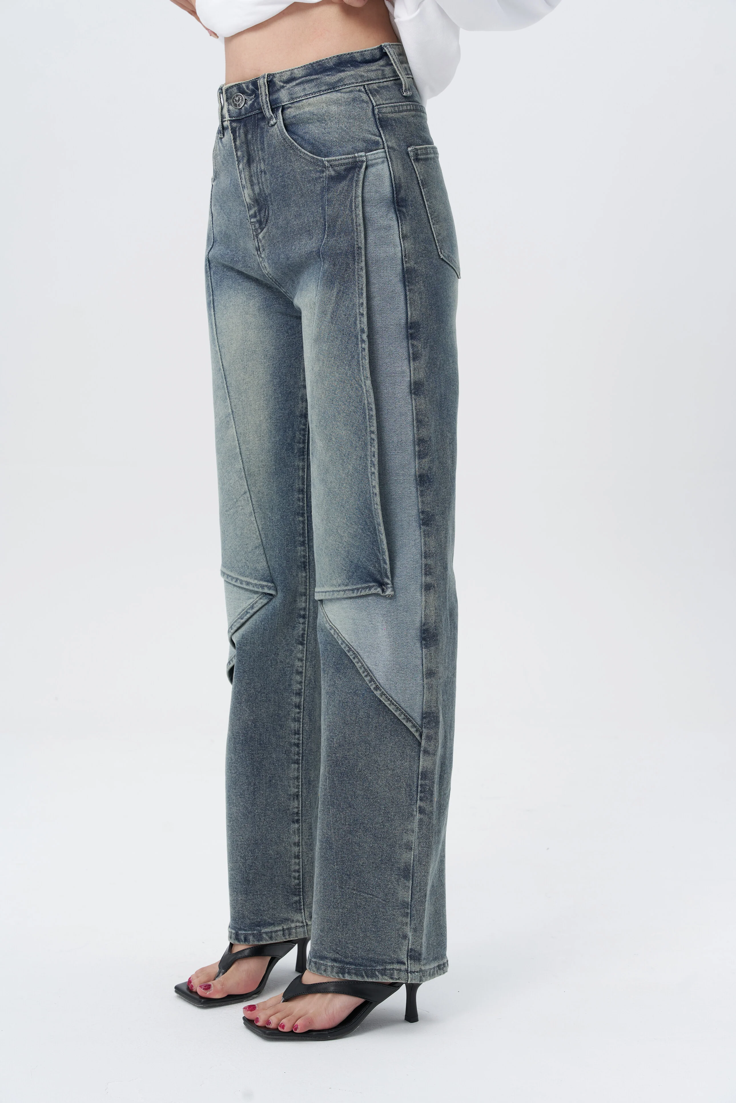 Reform Cut Structured Straight Jeans - Image 2