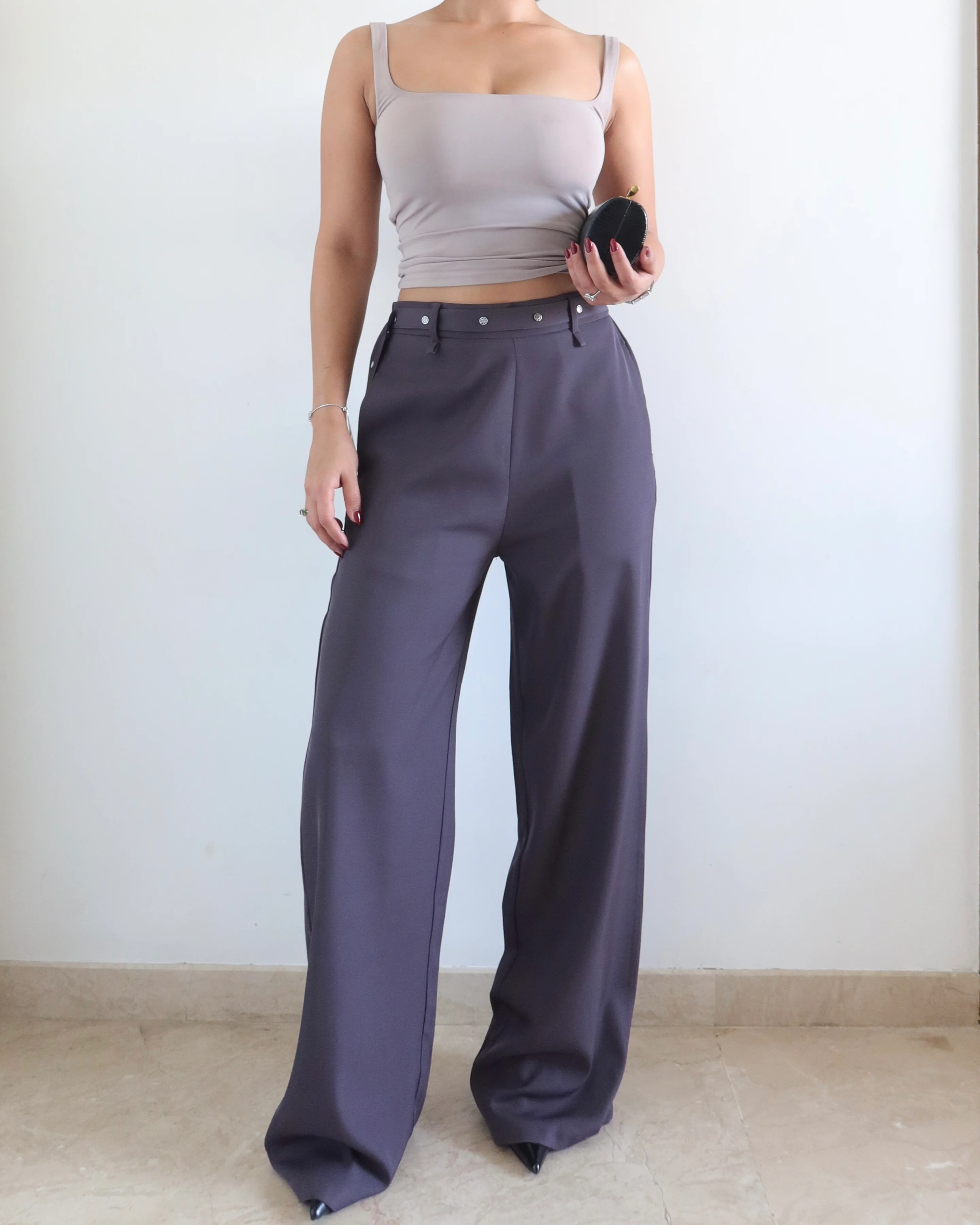 Rivet Grip Loose Tailored Trousers - Image 13