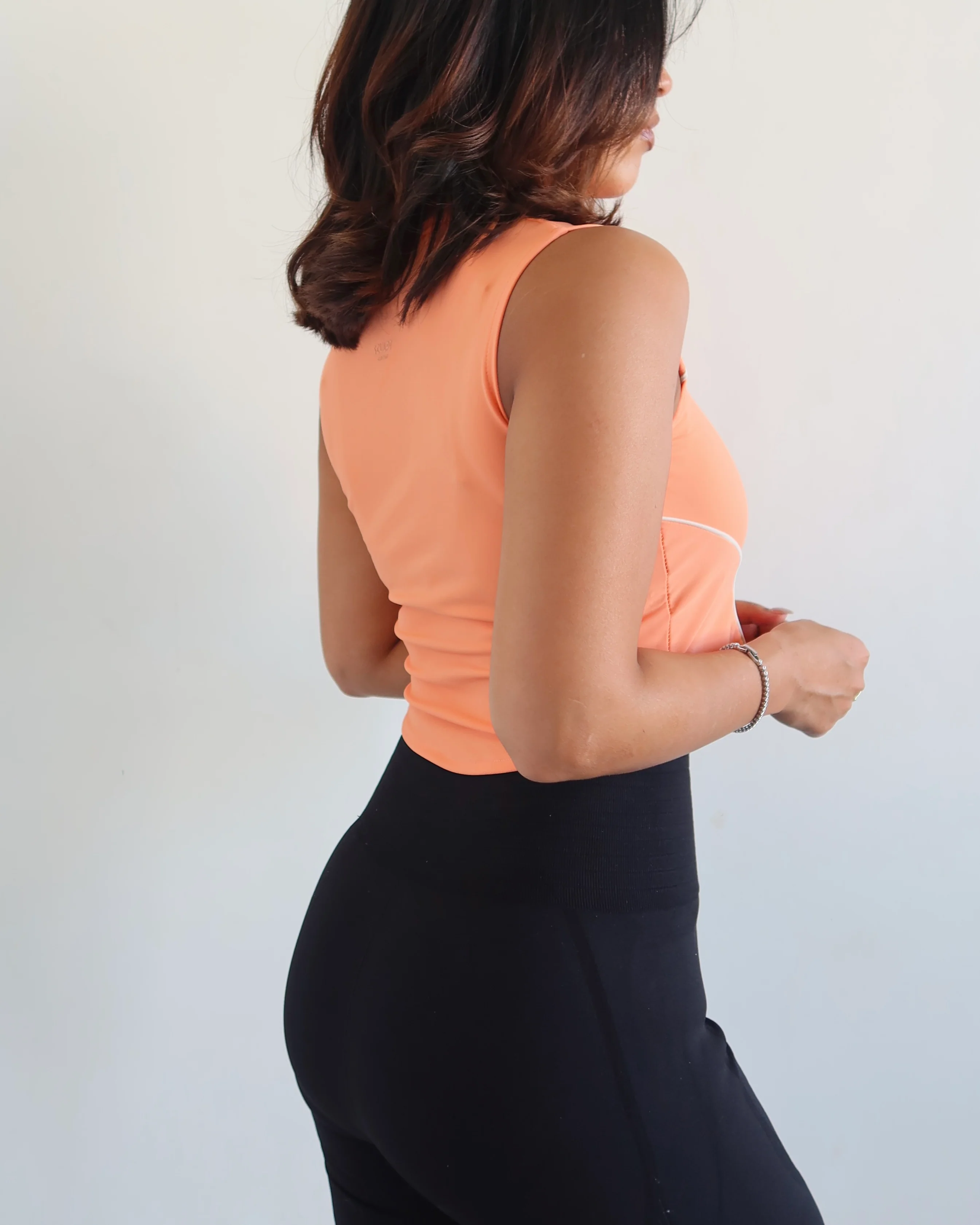 Sculpt Zip Up Top - Image 10