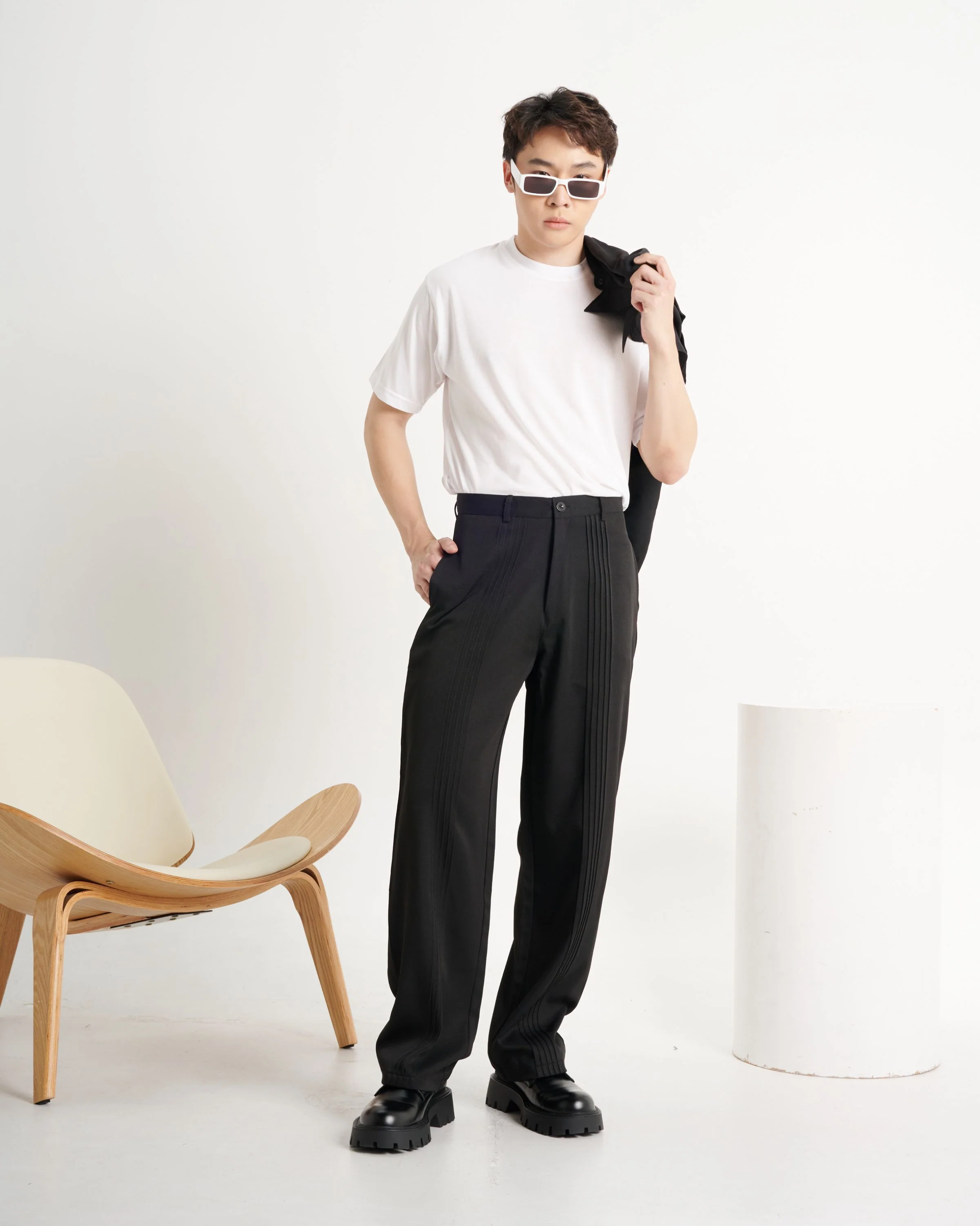 So Neat Pleat detail Korean Baggy Pants - Image 3