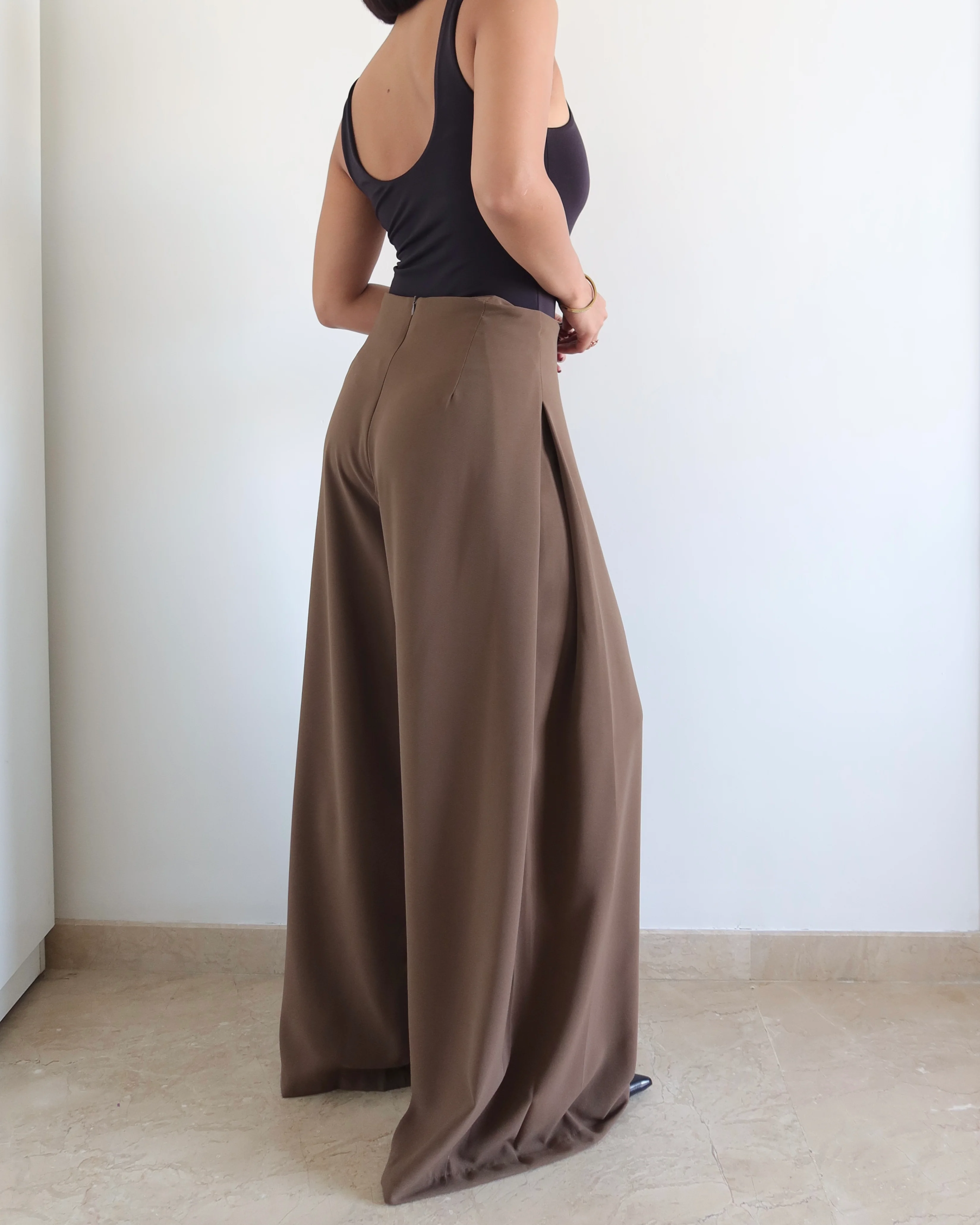 Soft Structure Side Draped Trousers - Image 14