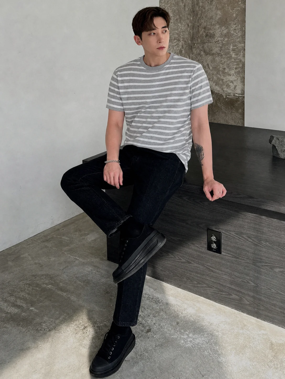 Stripe Series Crew Neck Tshirt - Image 5