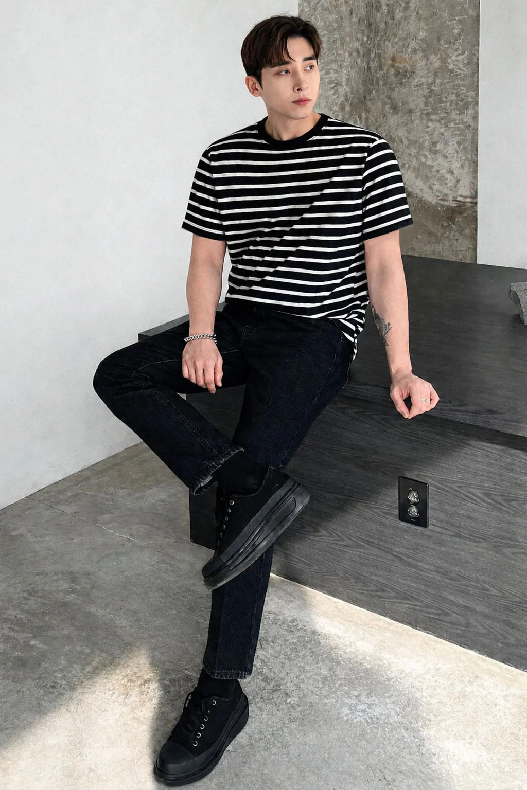 Stripe Series Crew Neck Tshirt - Image 9