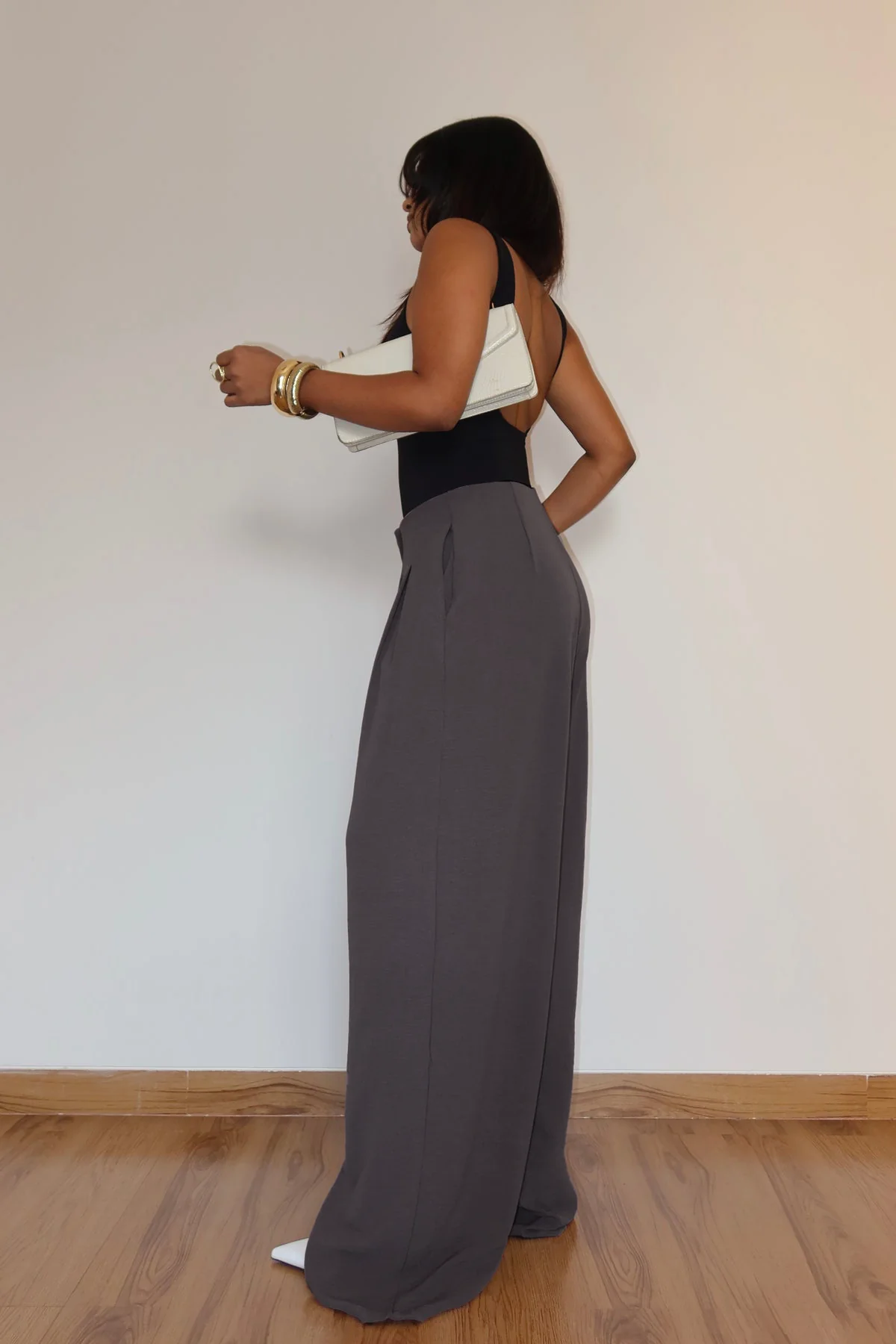 Super Light Weight Pleated Pants - Image 2