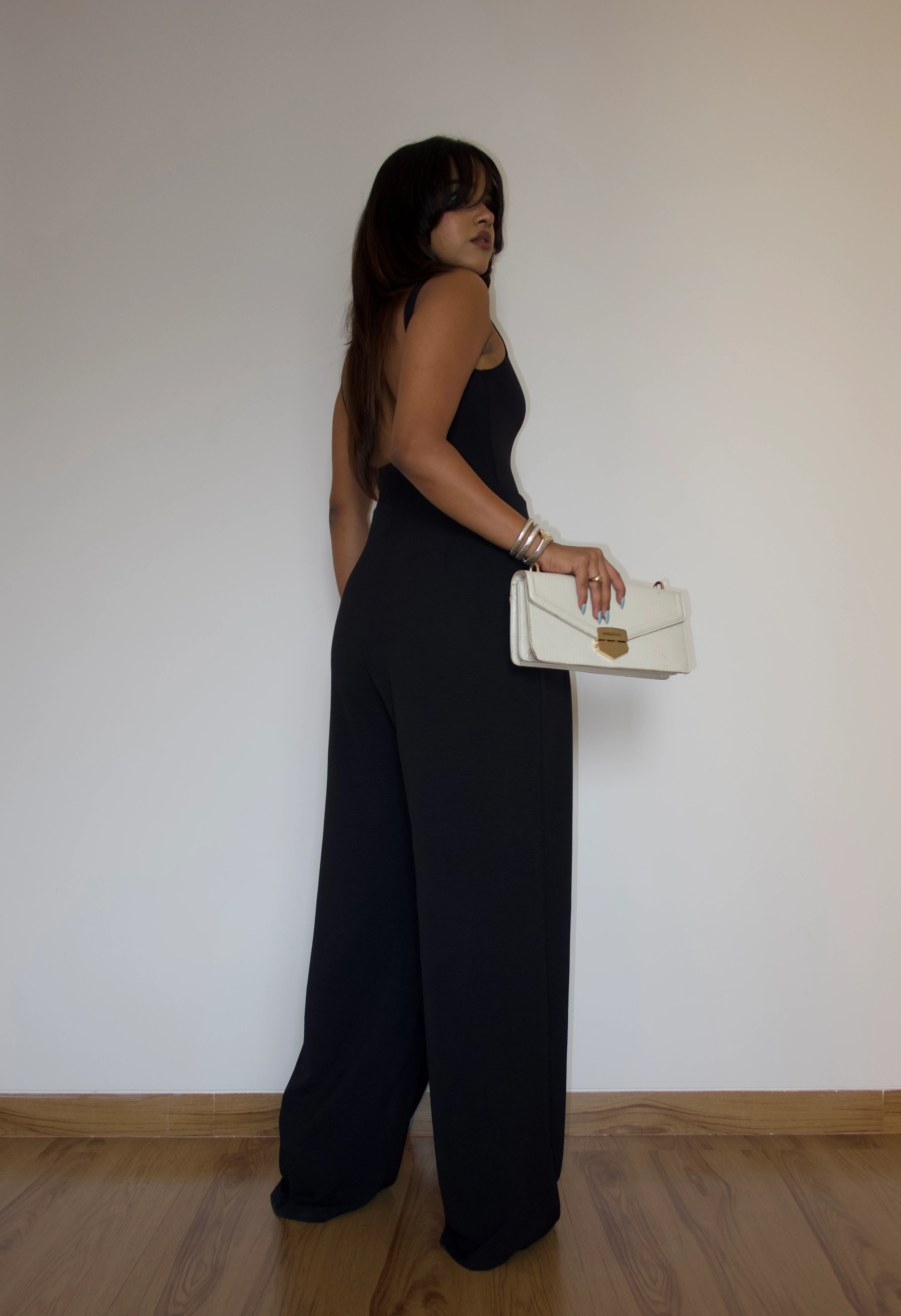 Super Light Weight Pleated Pants - Image 7