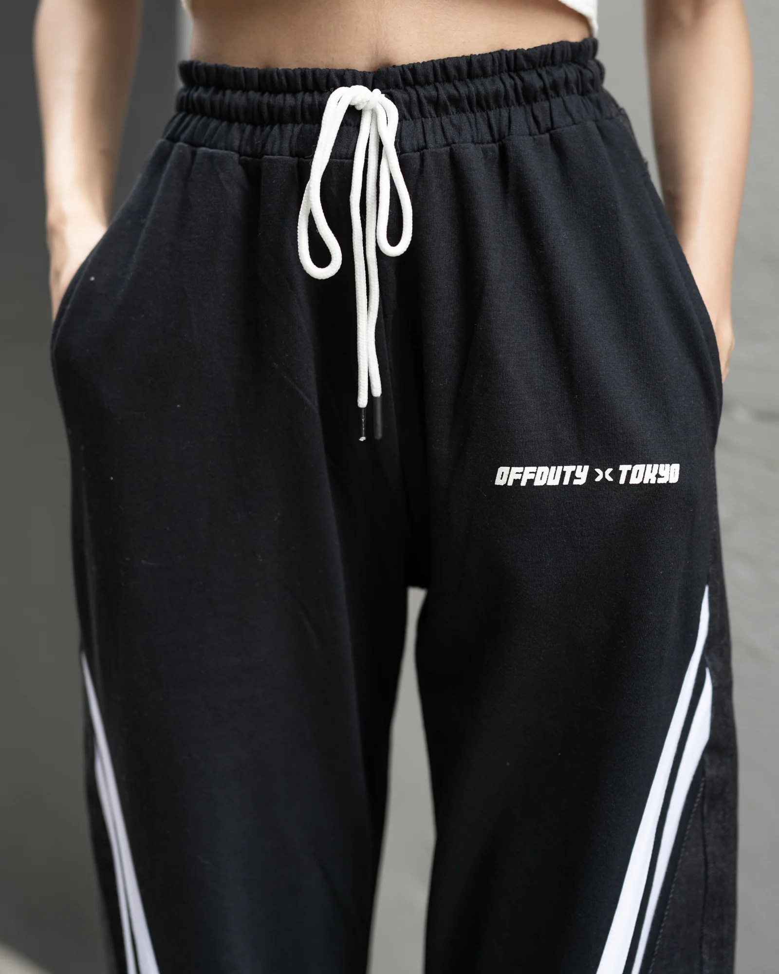 Tokyo New Era Unisex Sweat Jeans - Image 3