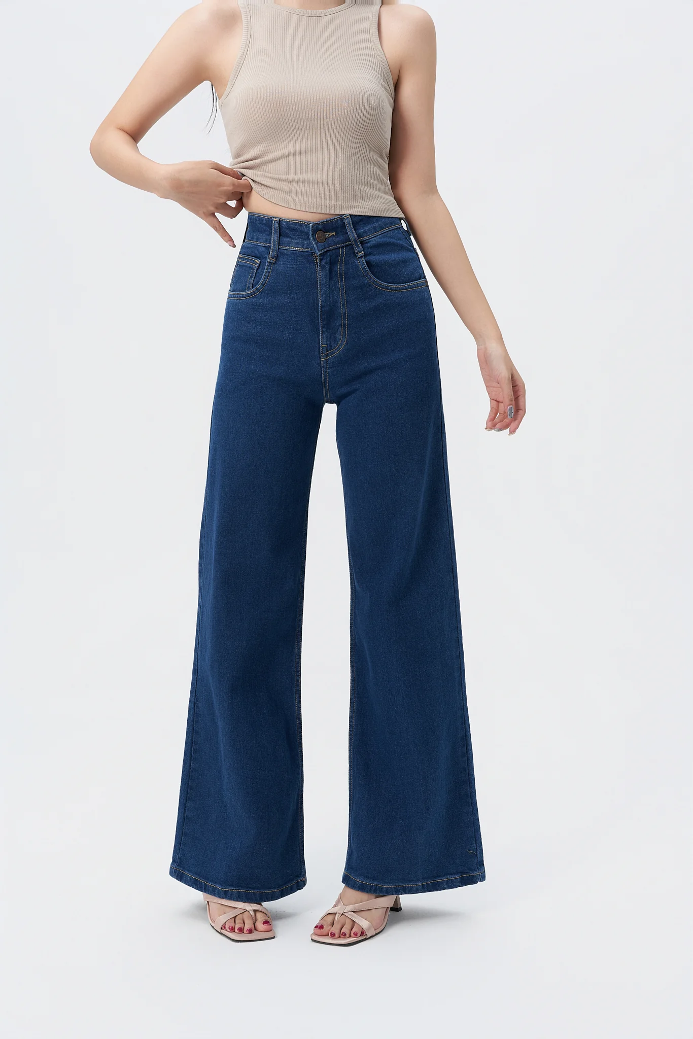 Wide Leg High Rise Jeans - Image 11